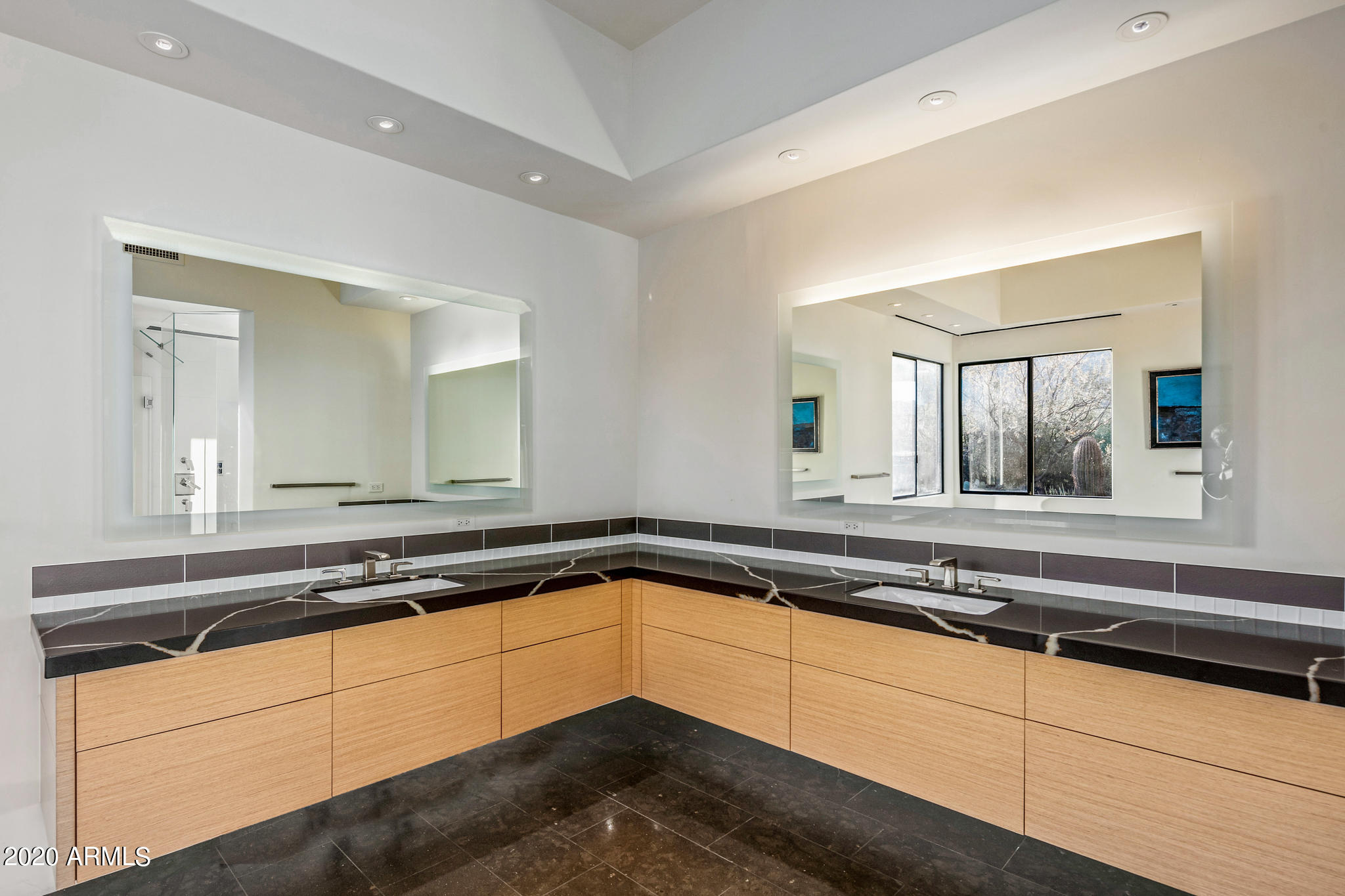 DESERT SUMMIT - Residential