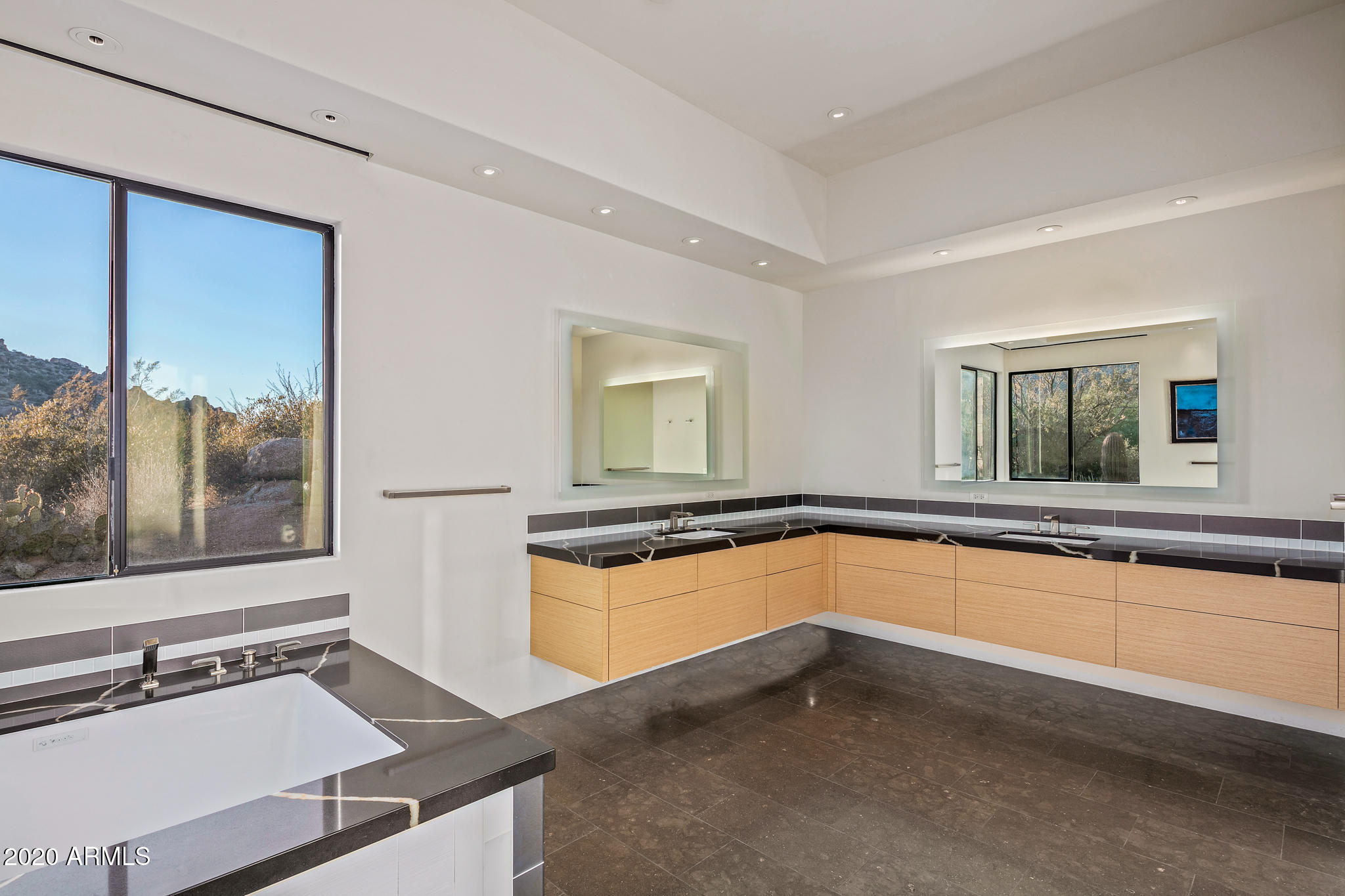 DESERT SUMMIT - Residential