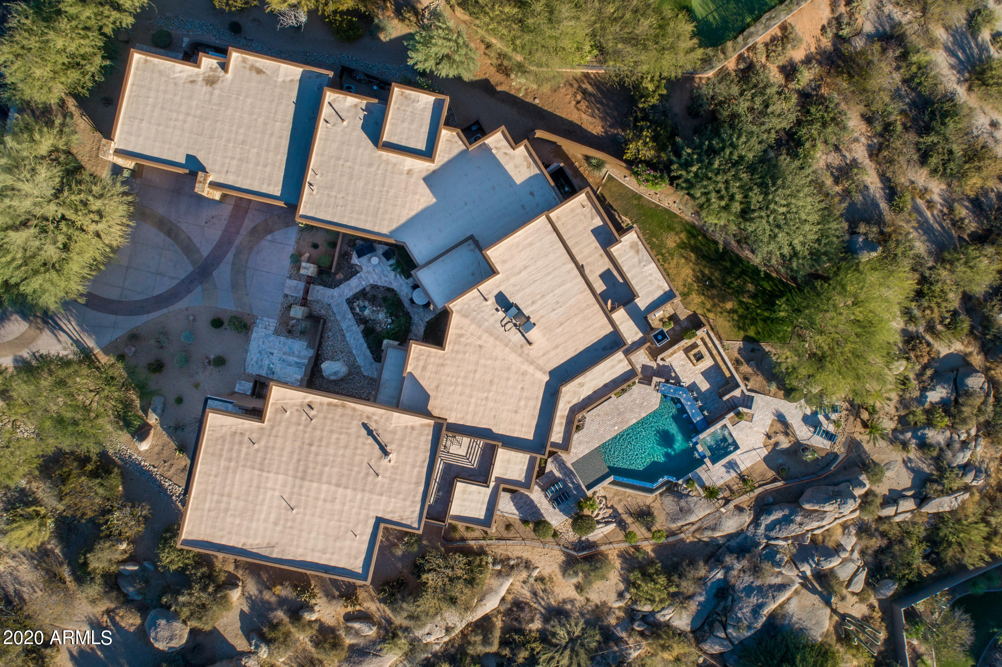 DESERT SUMMIT - Residential