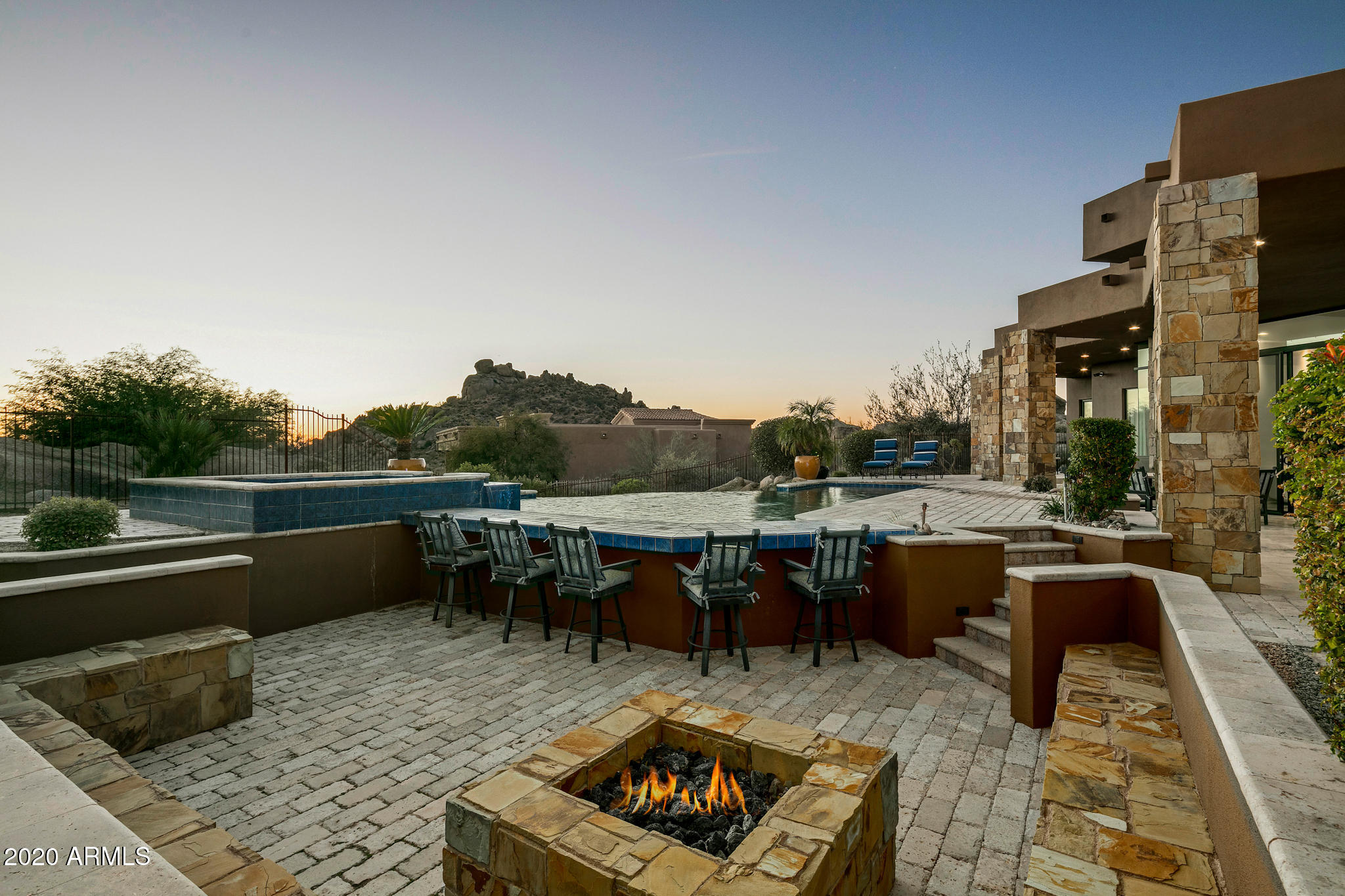 DESERT SUMMIT - Residential