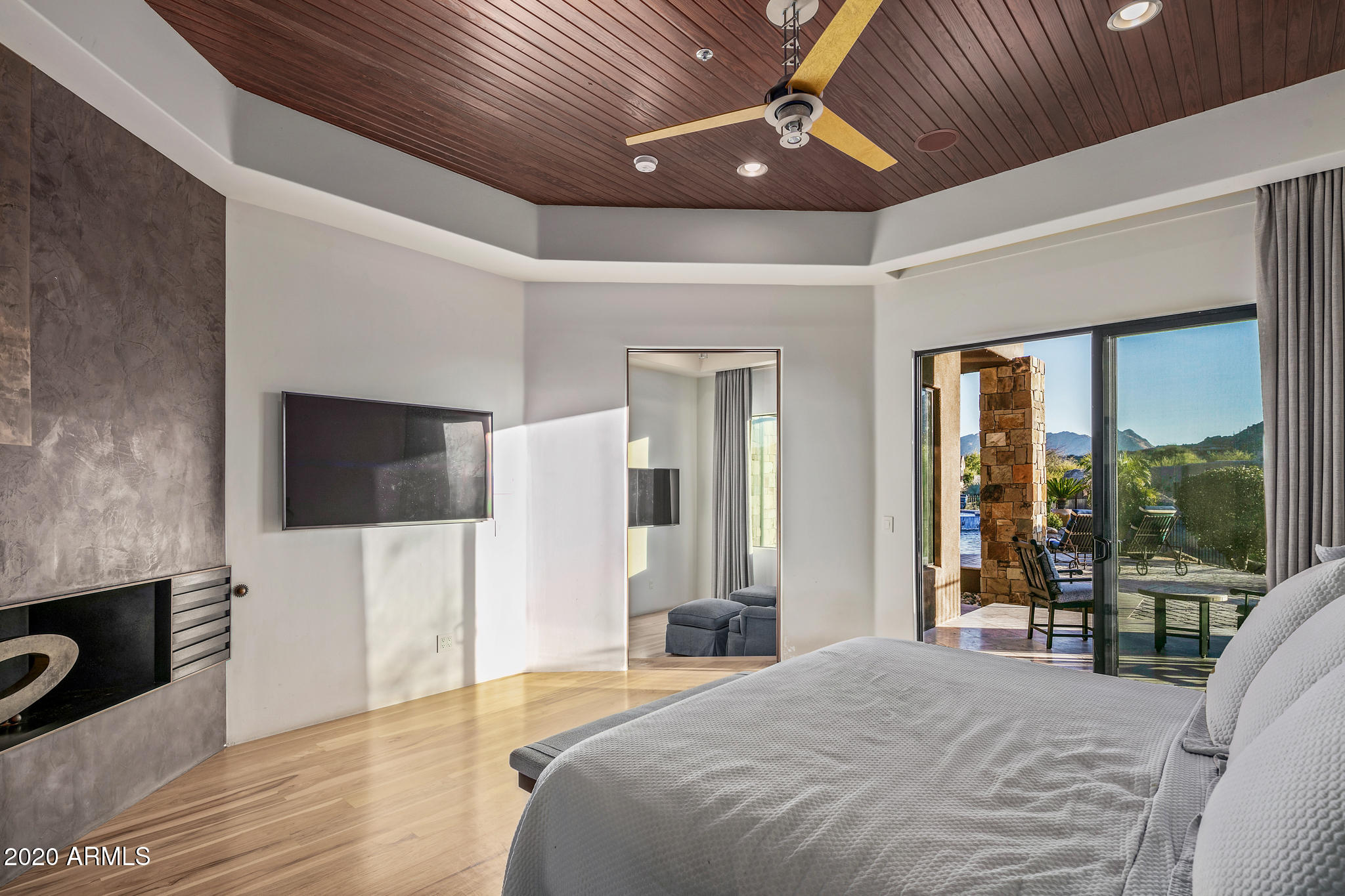 DESERT SUMMIT - Residential