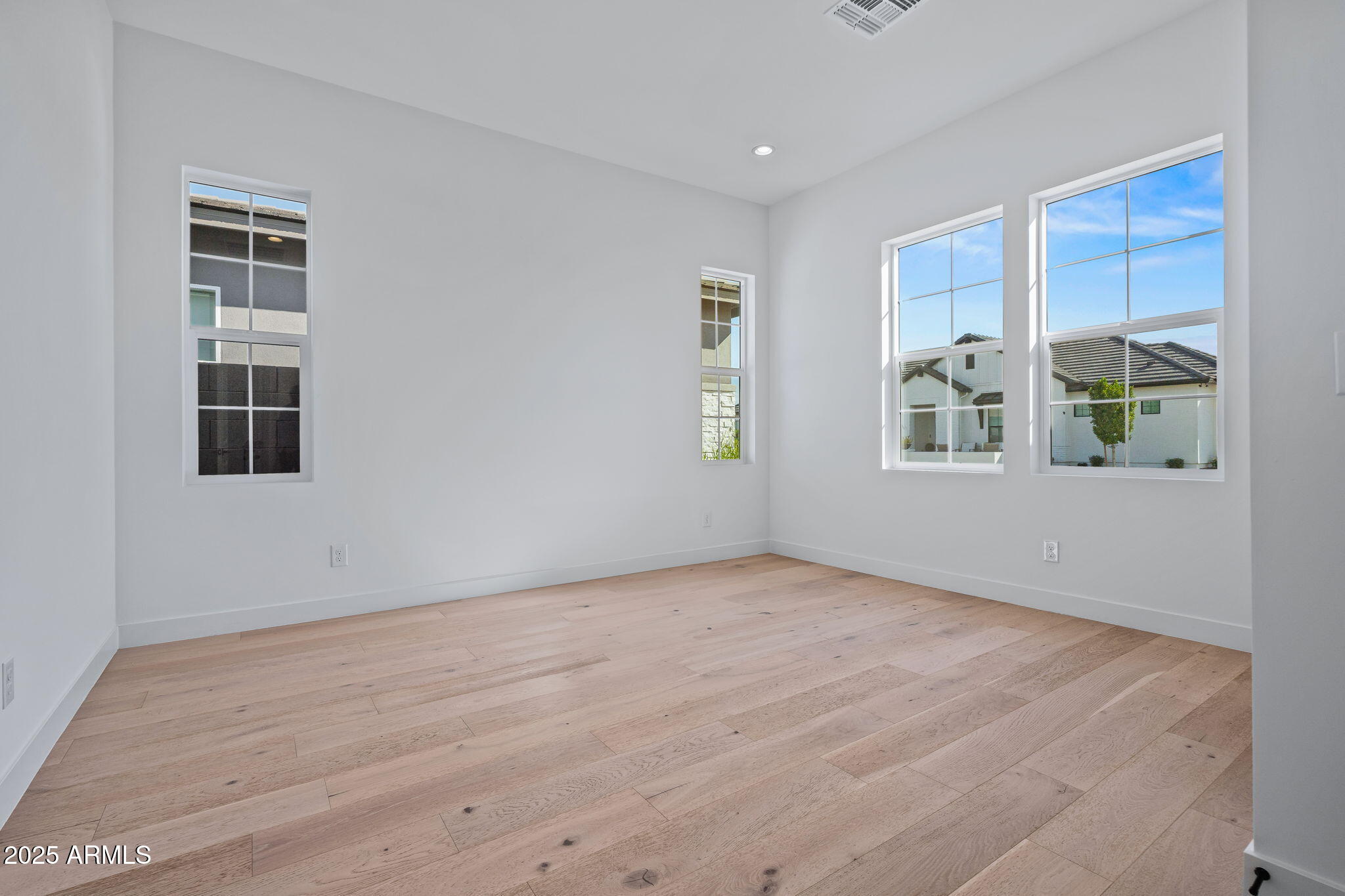 STERLING GROVE - Residential