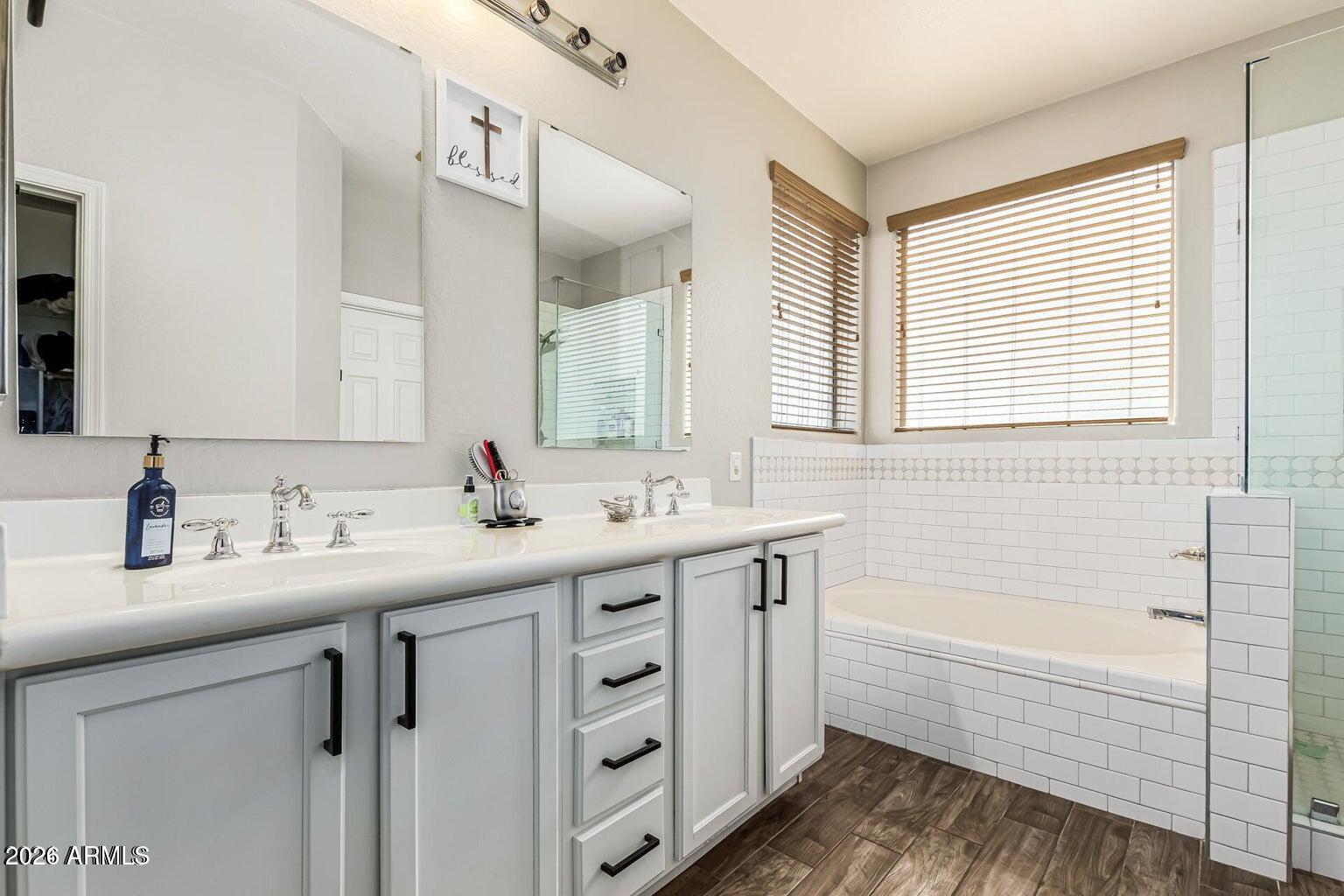 HIGHLAND GROVES AT MORRISON RANCH - Residential Lease