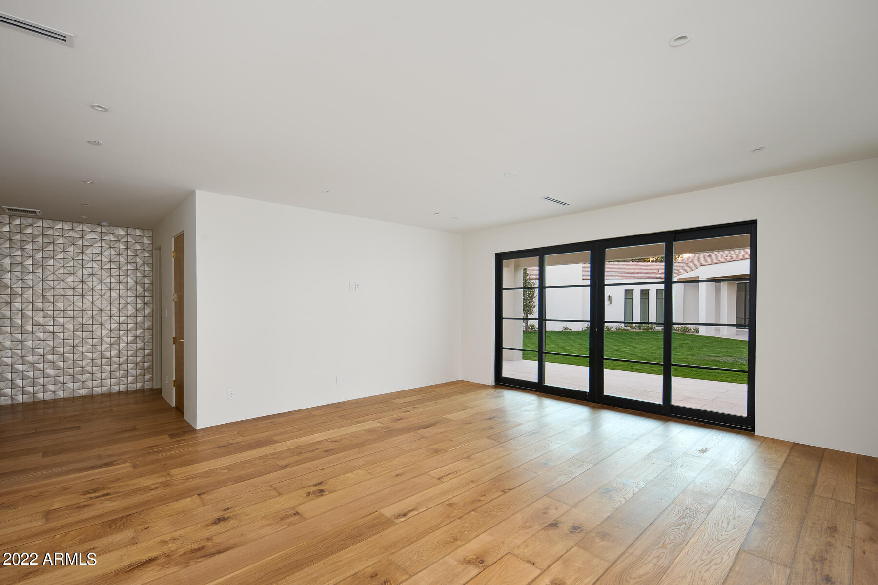MORNING GLORY ESTATES - Residential