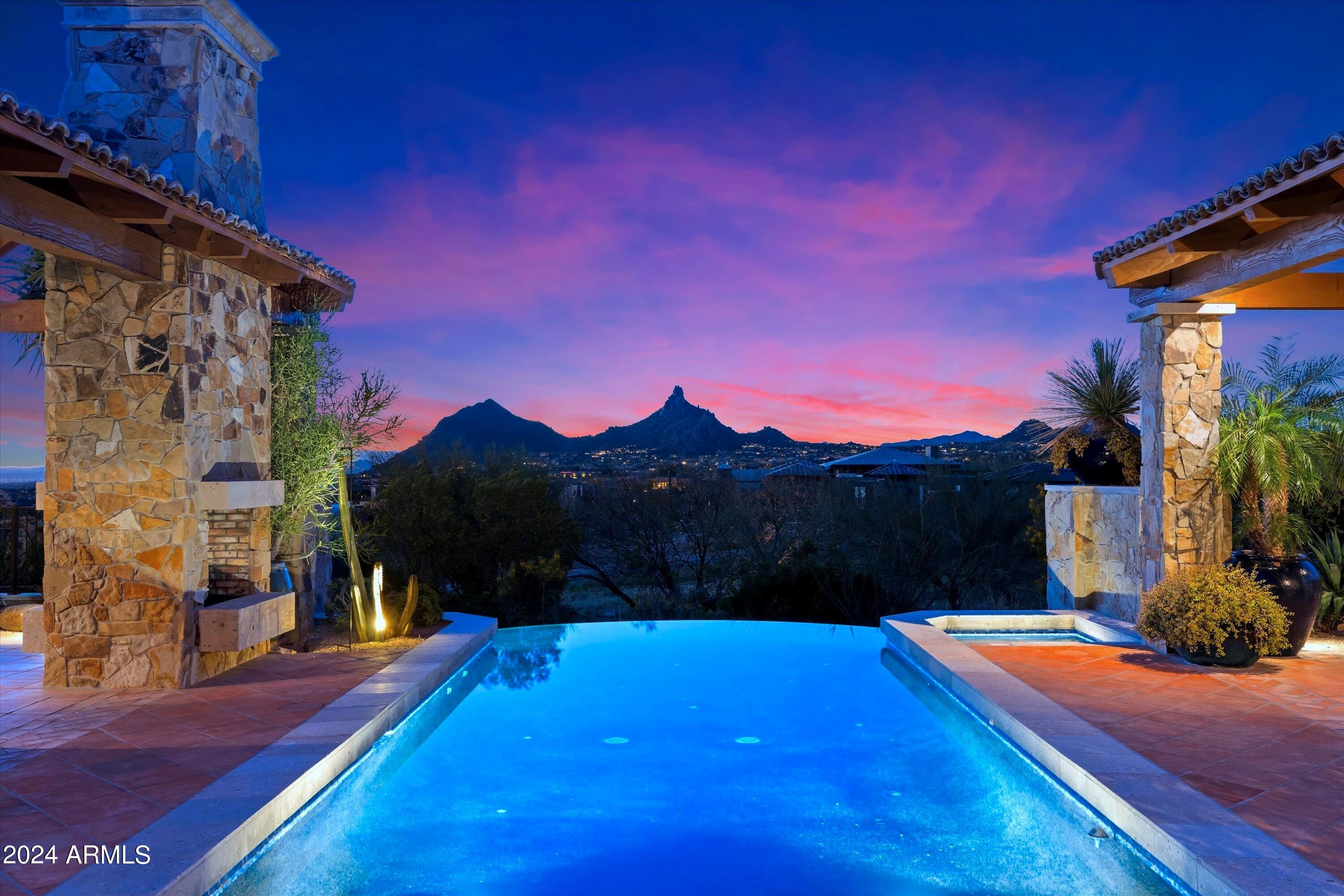 Legend Canyon - Residential