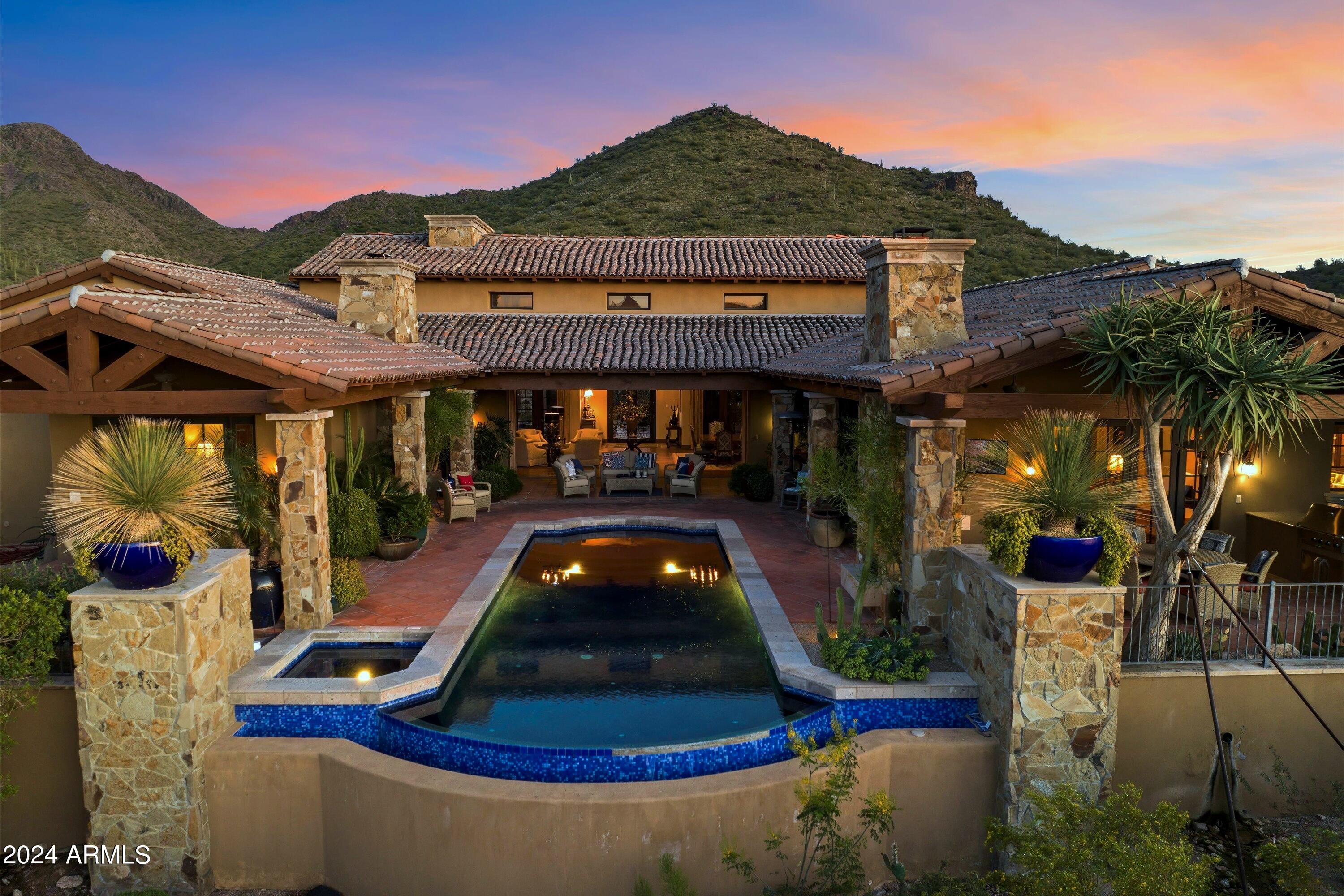 Legend Canyon - Residential