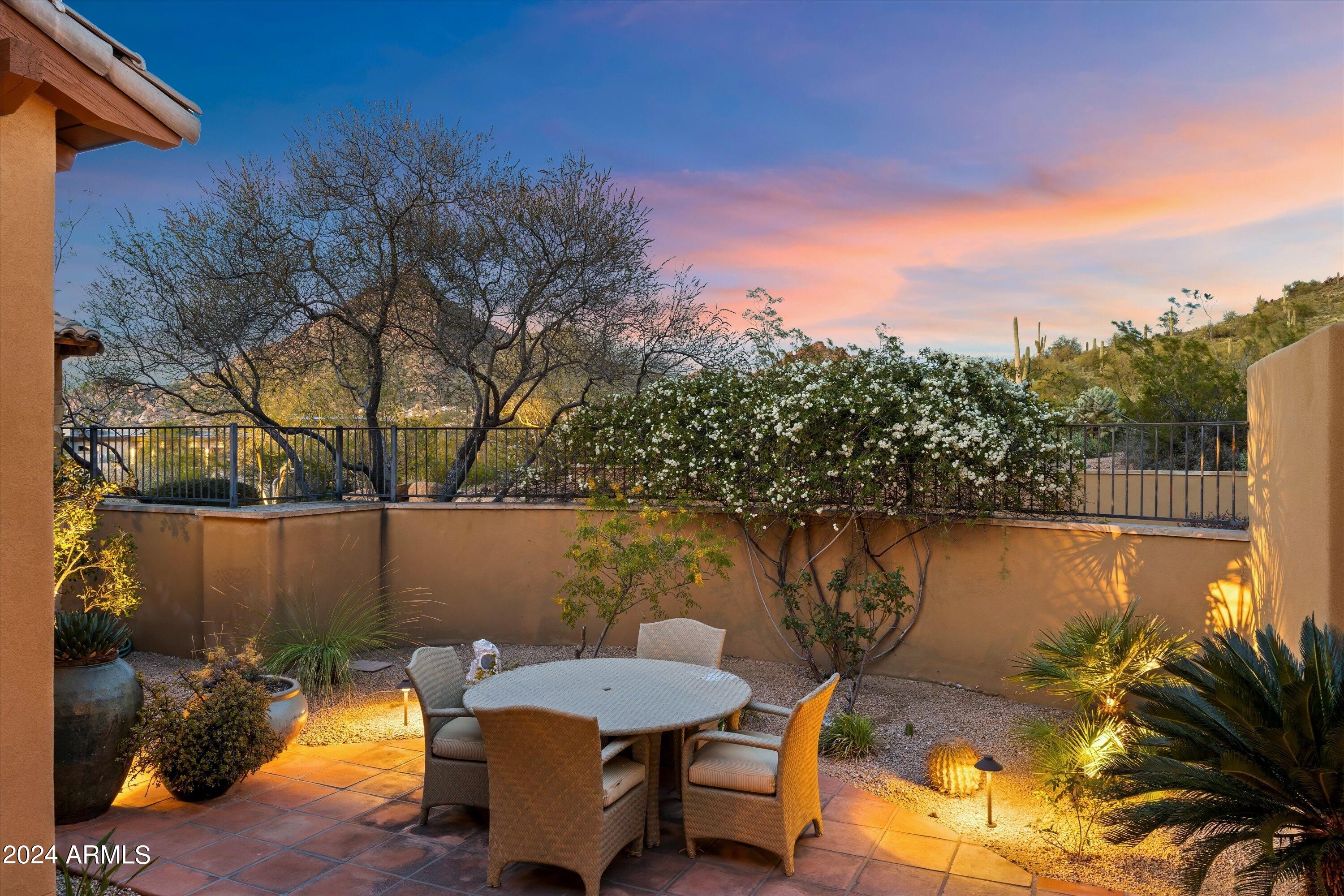 Legend Canyon - Residential