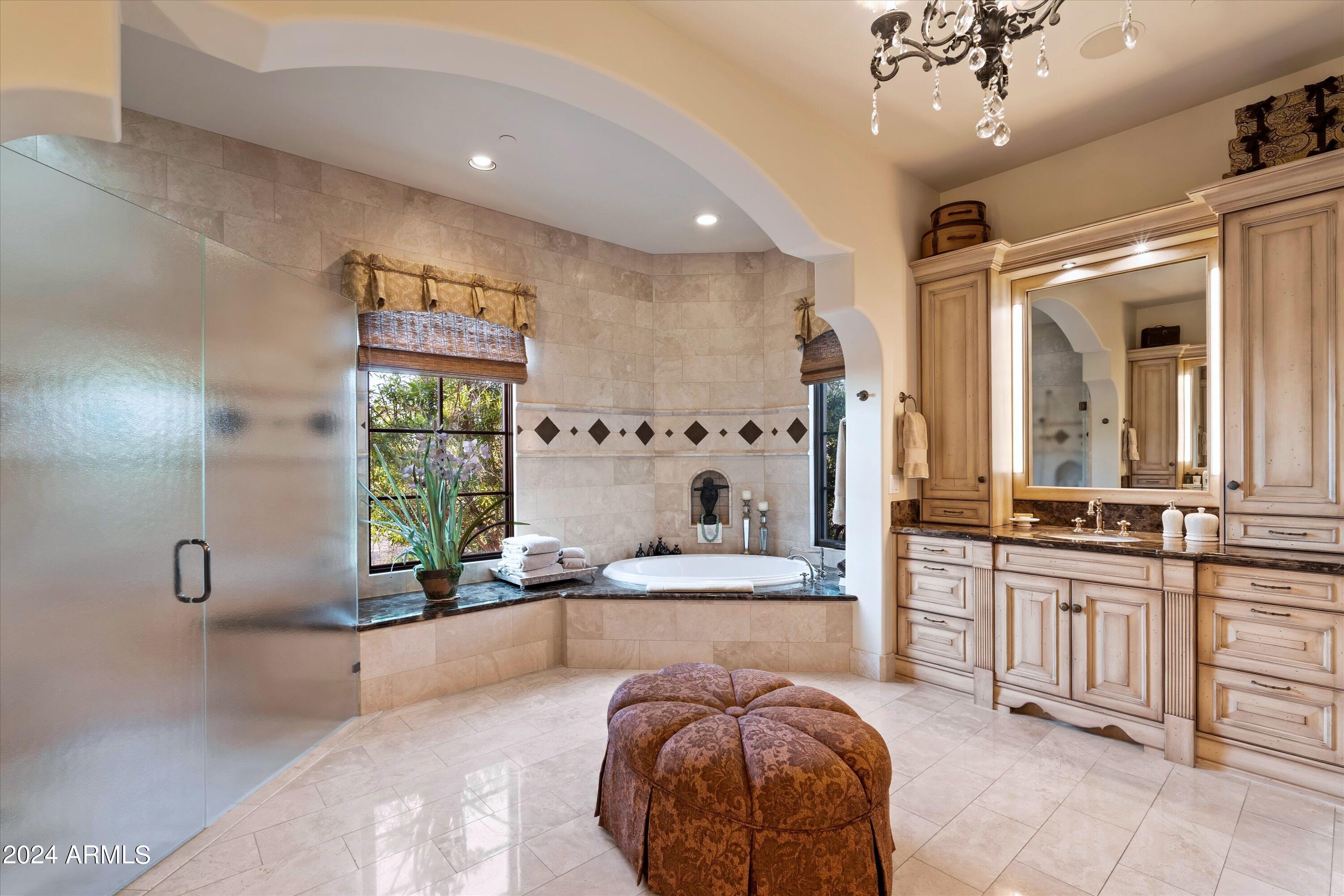 Legend Canyon - Residential