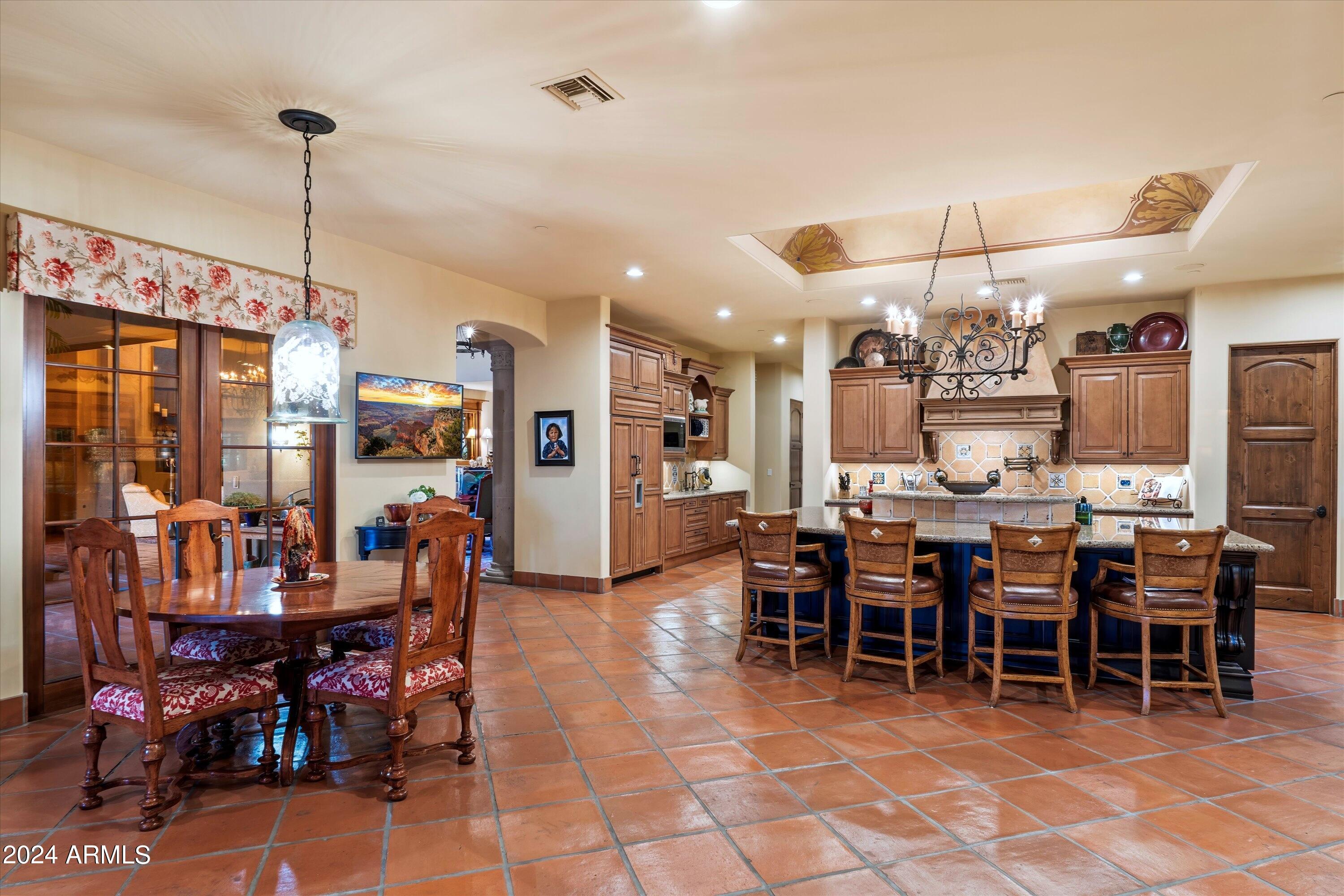 Legend Canyon - Residential