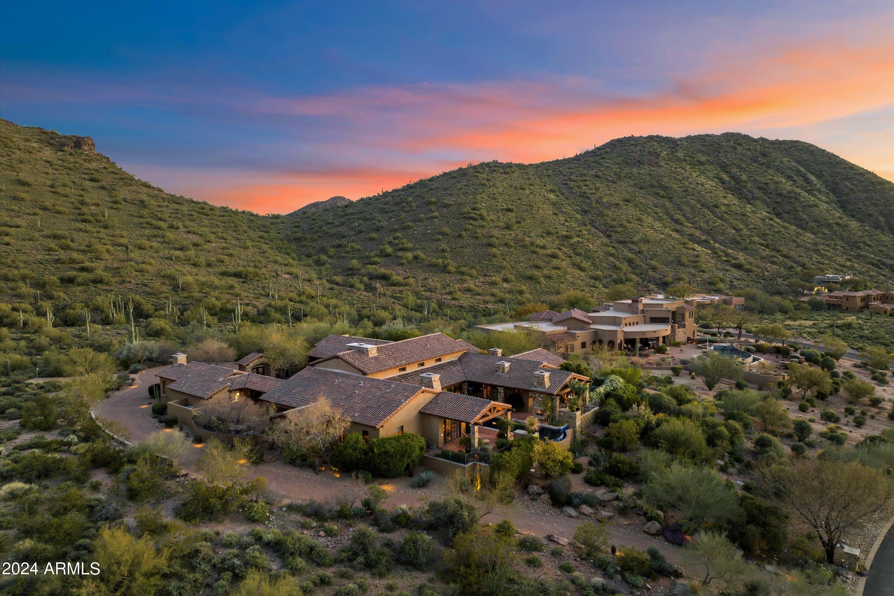 Legend Canyon - Residential