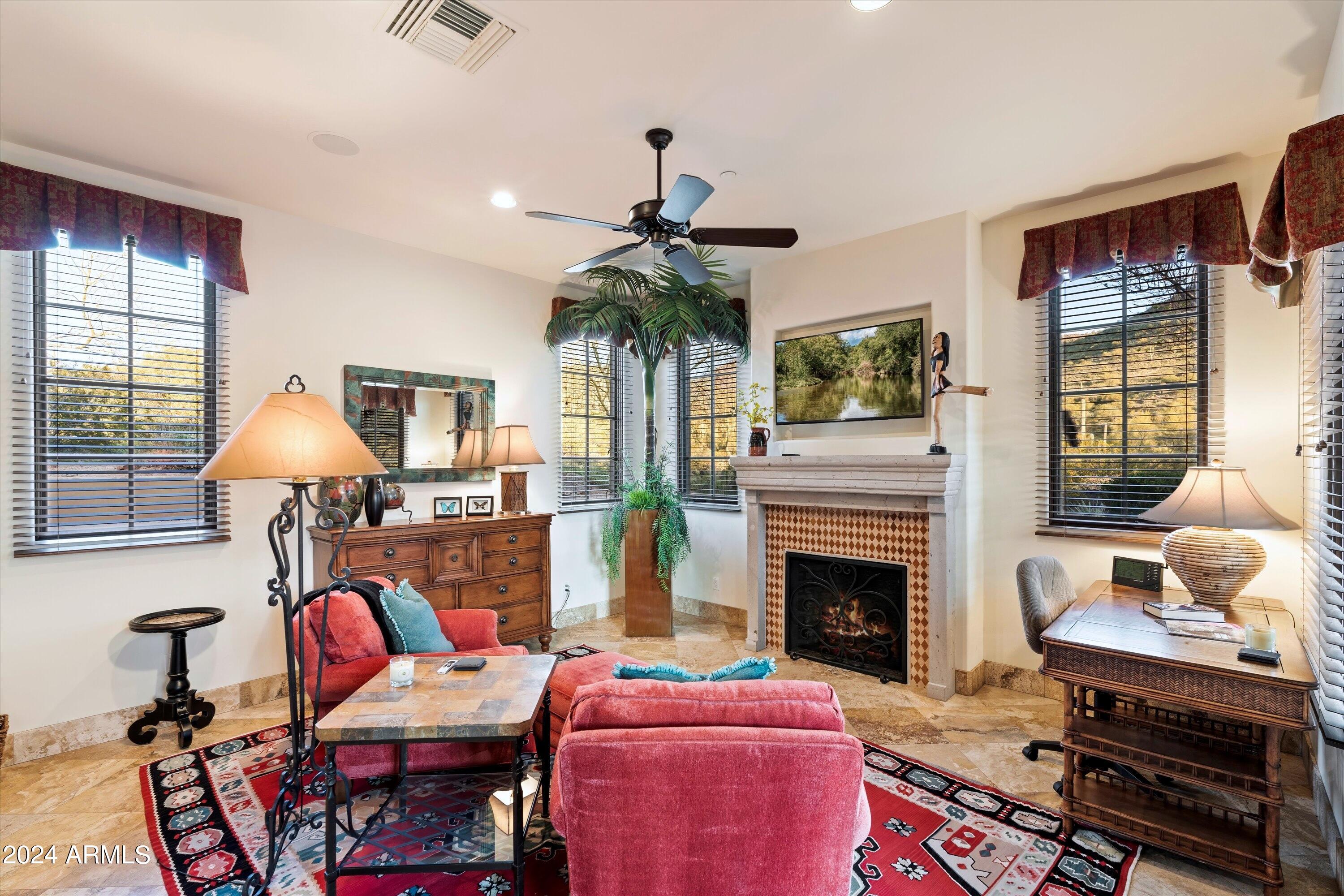 Legend Canyon - Residential