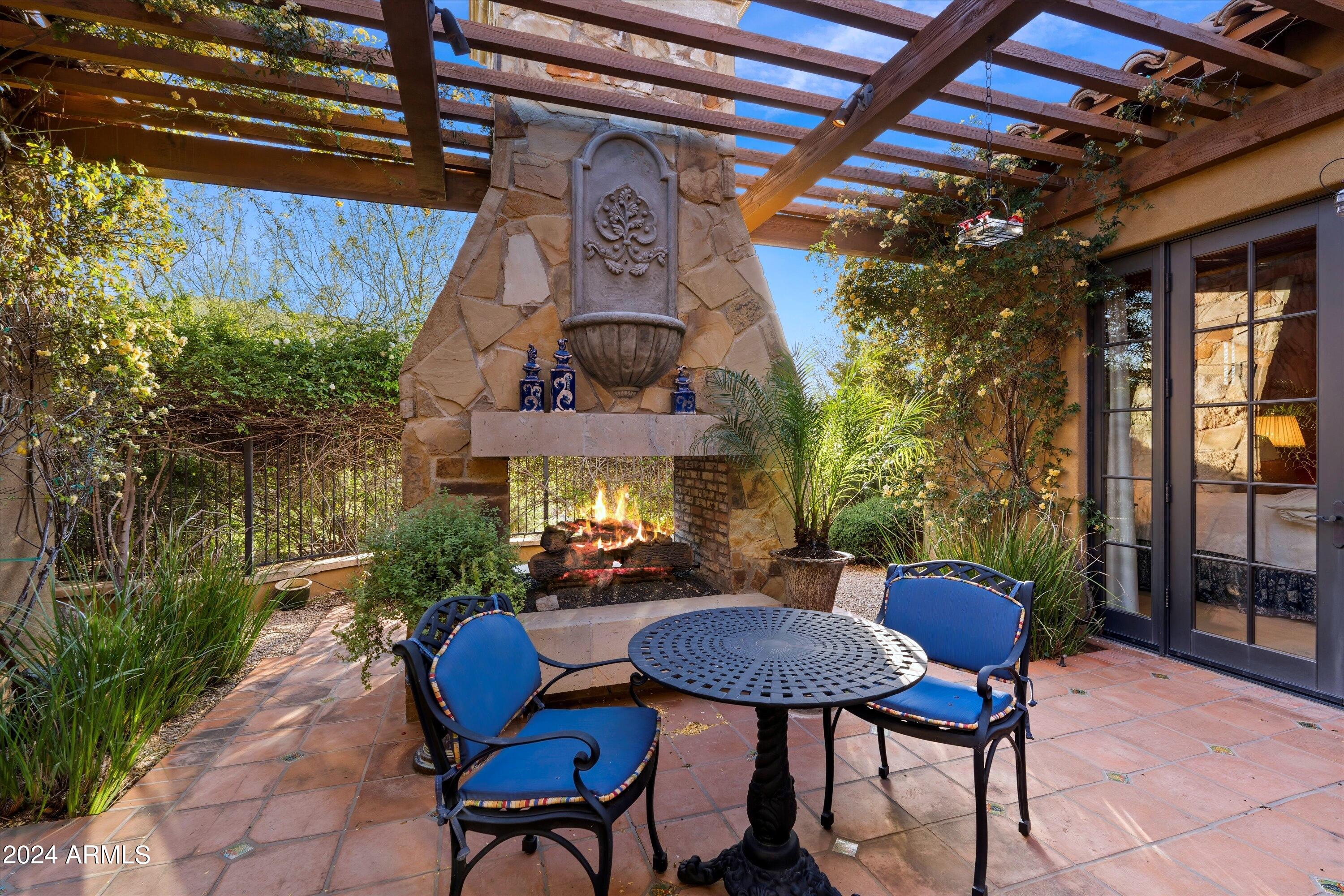 Legend Canyon - Residential