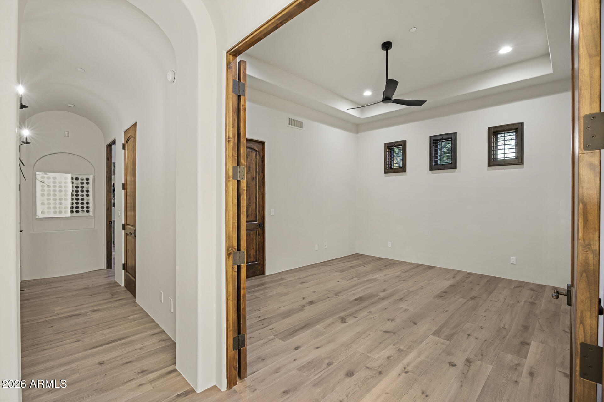 SIERRA HILLS - Residential