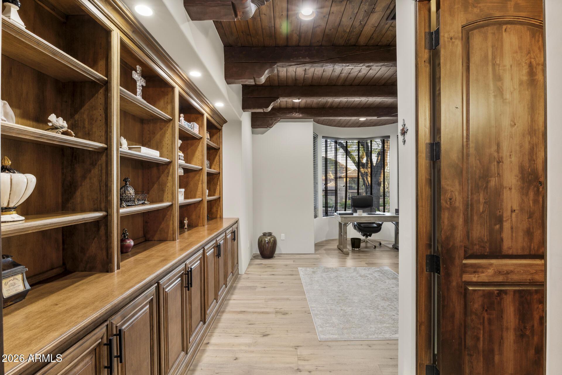 SIERRA HILLS - Residential