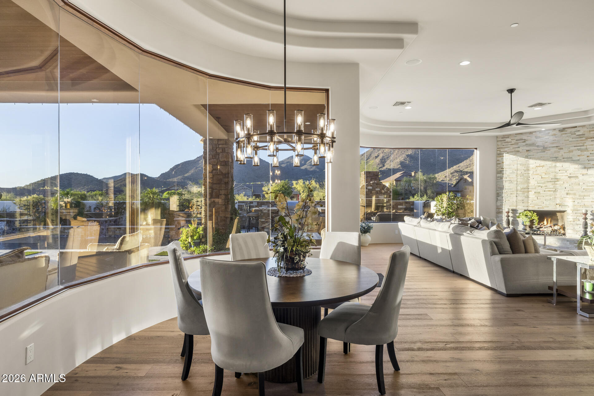 SIERRA HILLS - Residential