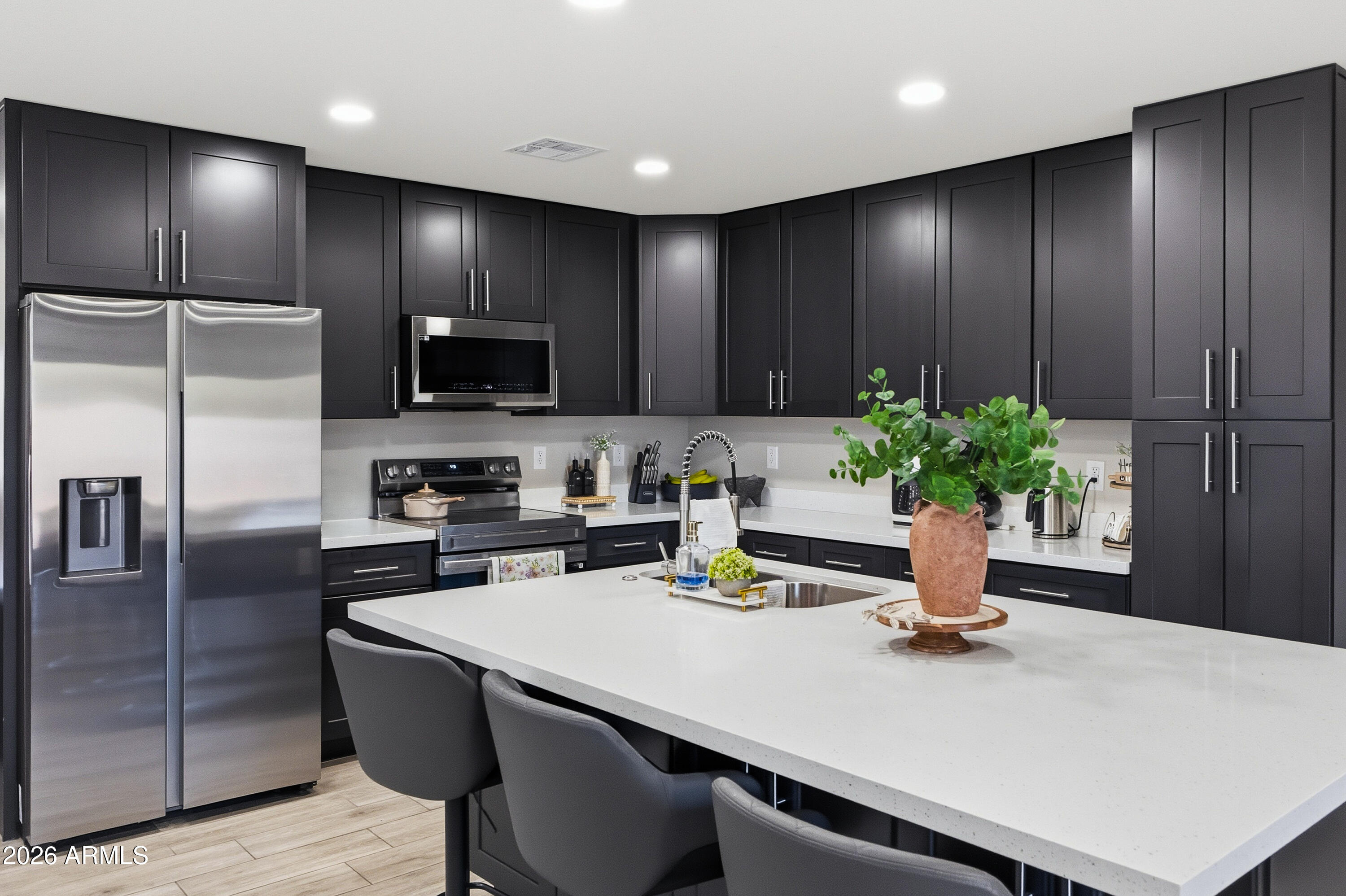 NORTH BROADWAY ESTATES - Residential Income