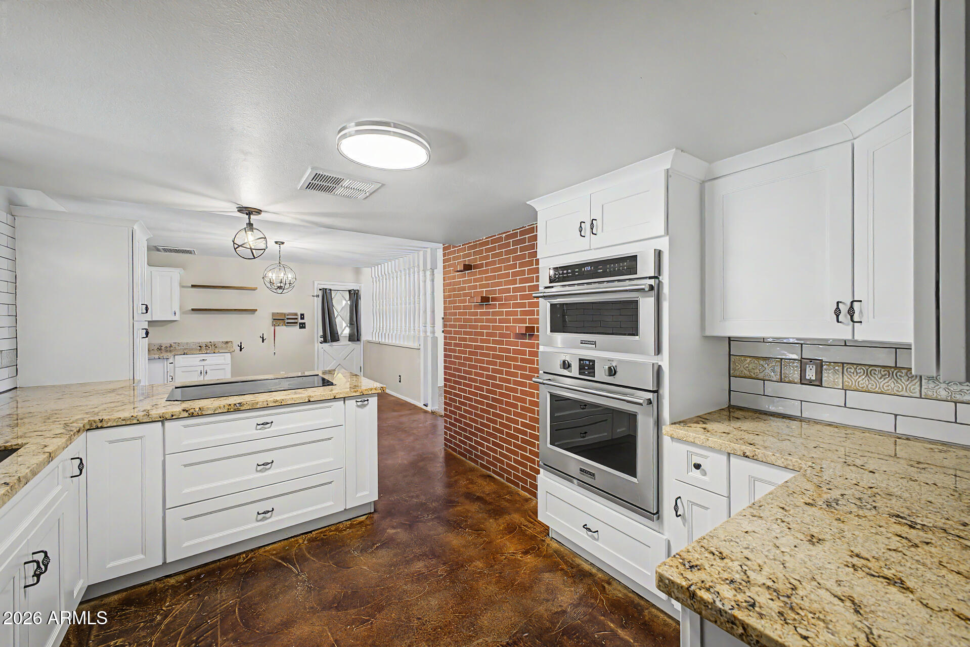 DEVONSHIRE ESTATES - Residential