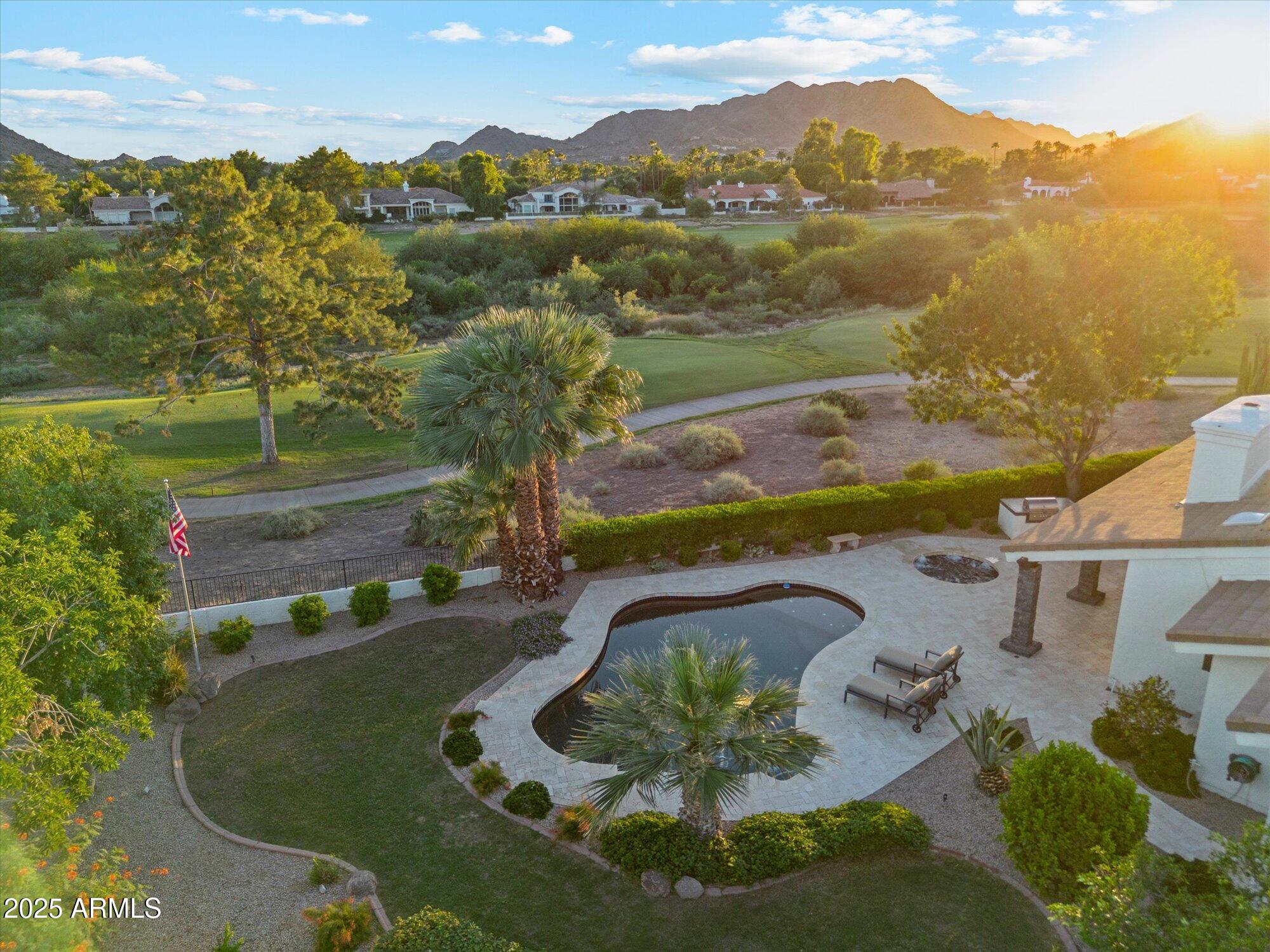 CAMELBACK COUNTRY ESTATES UNIT 2 - Residential
