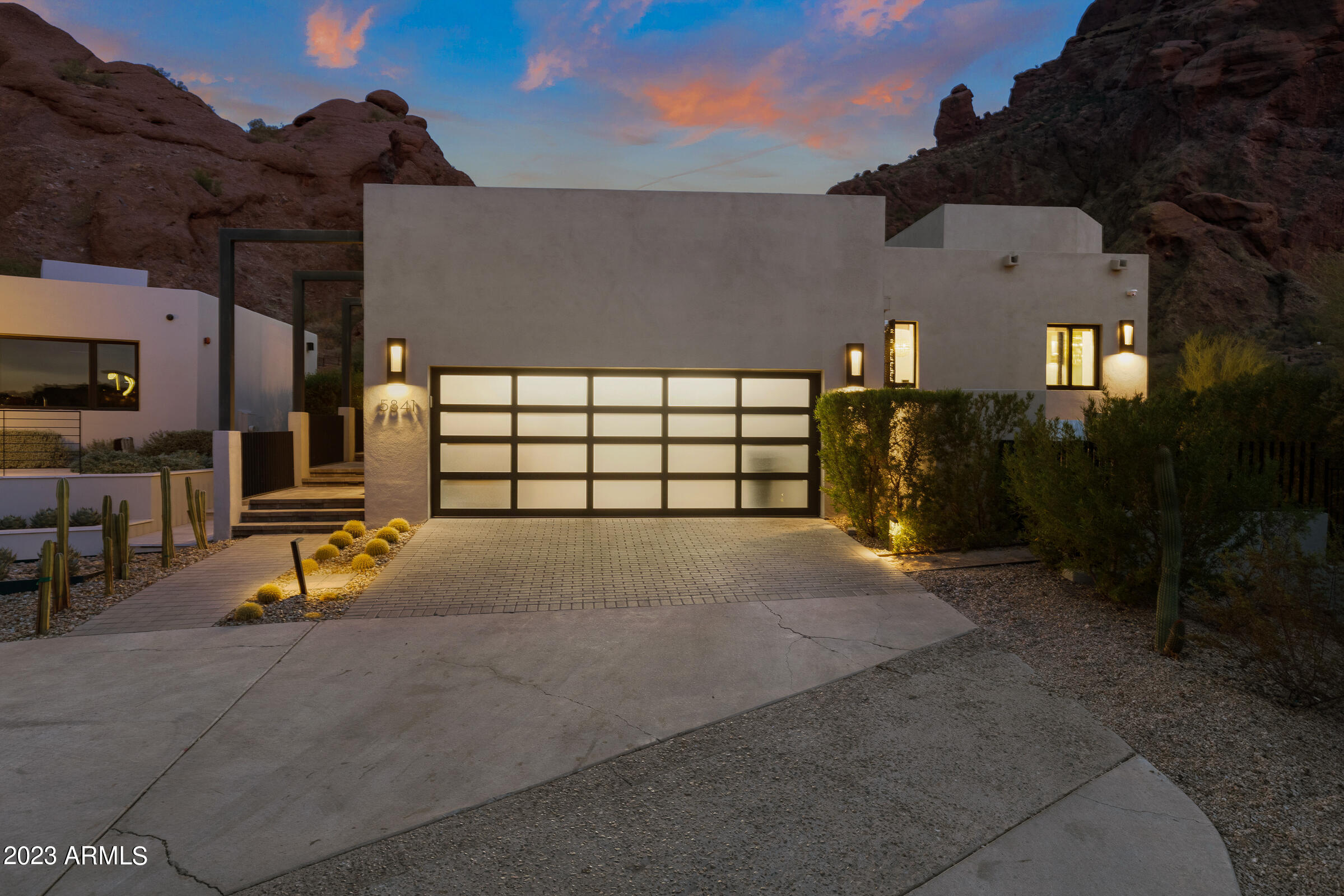 ECHO CANYON - Residential