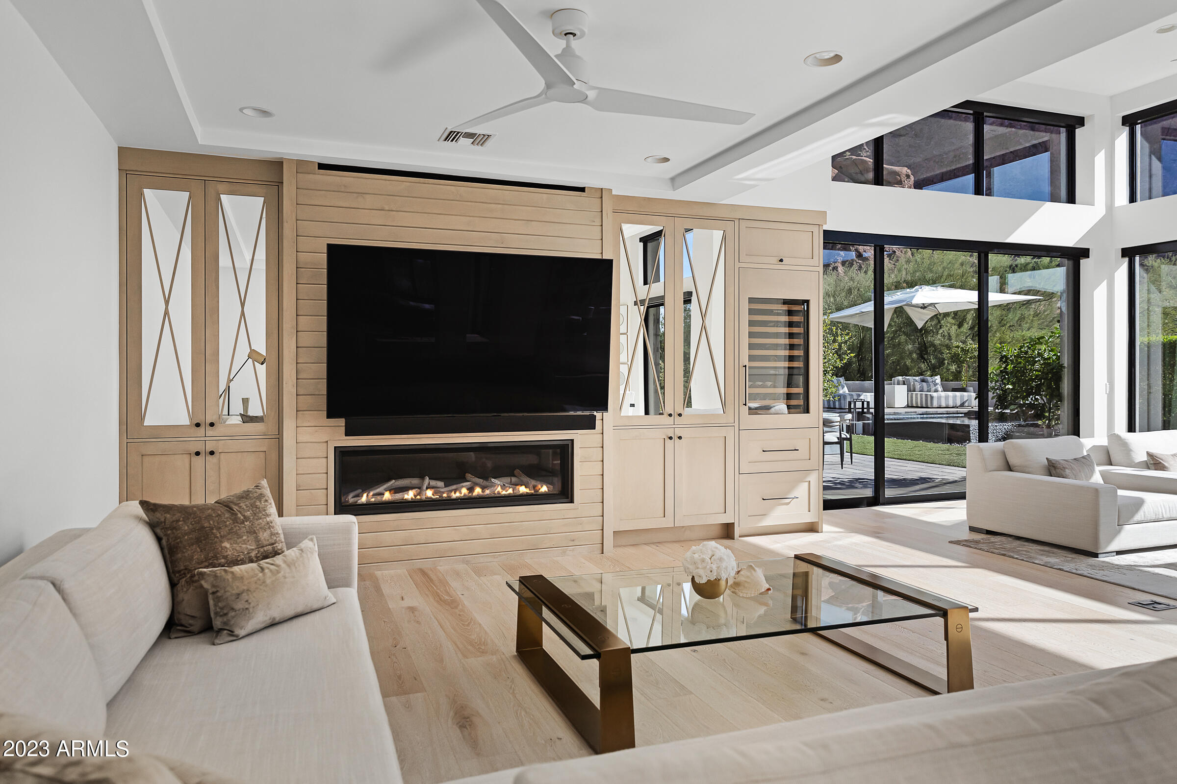 ECHO CANYON - Residential