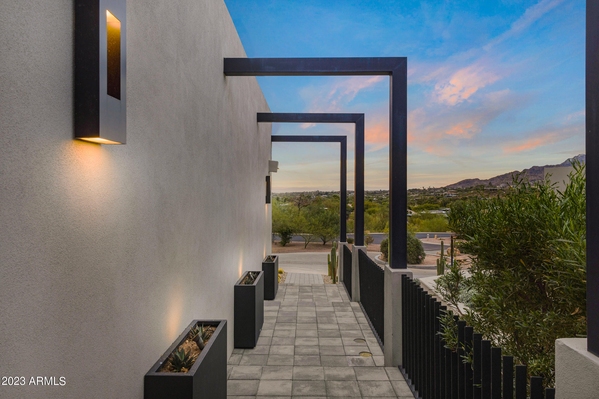 ECHO CANYON - Residential