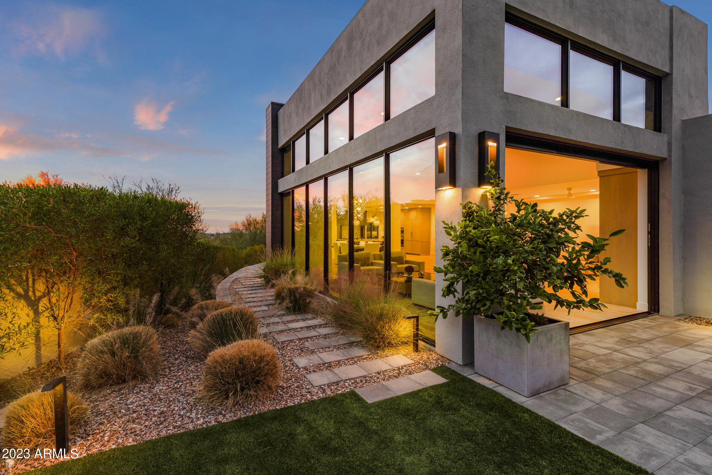 ECHO CANYON - Residential