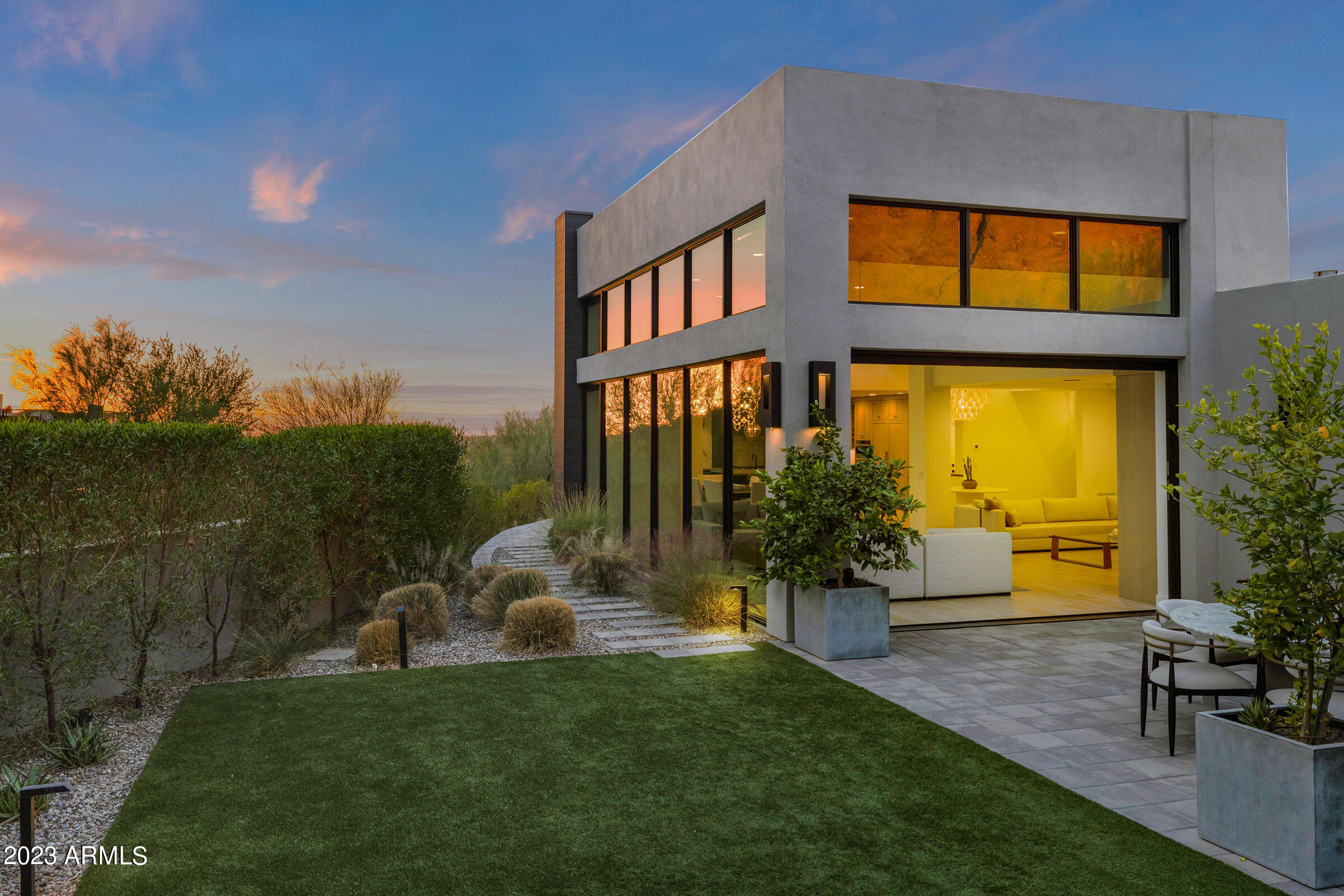 ECHO CANYON - Residential