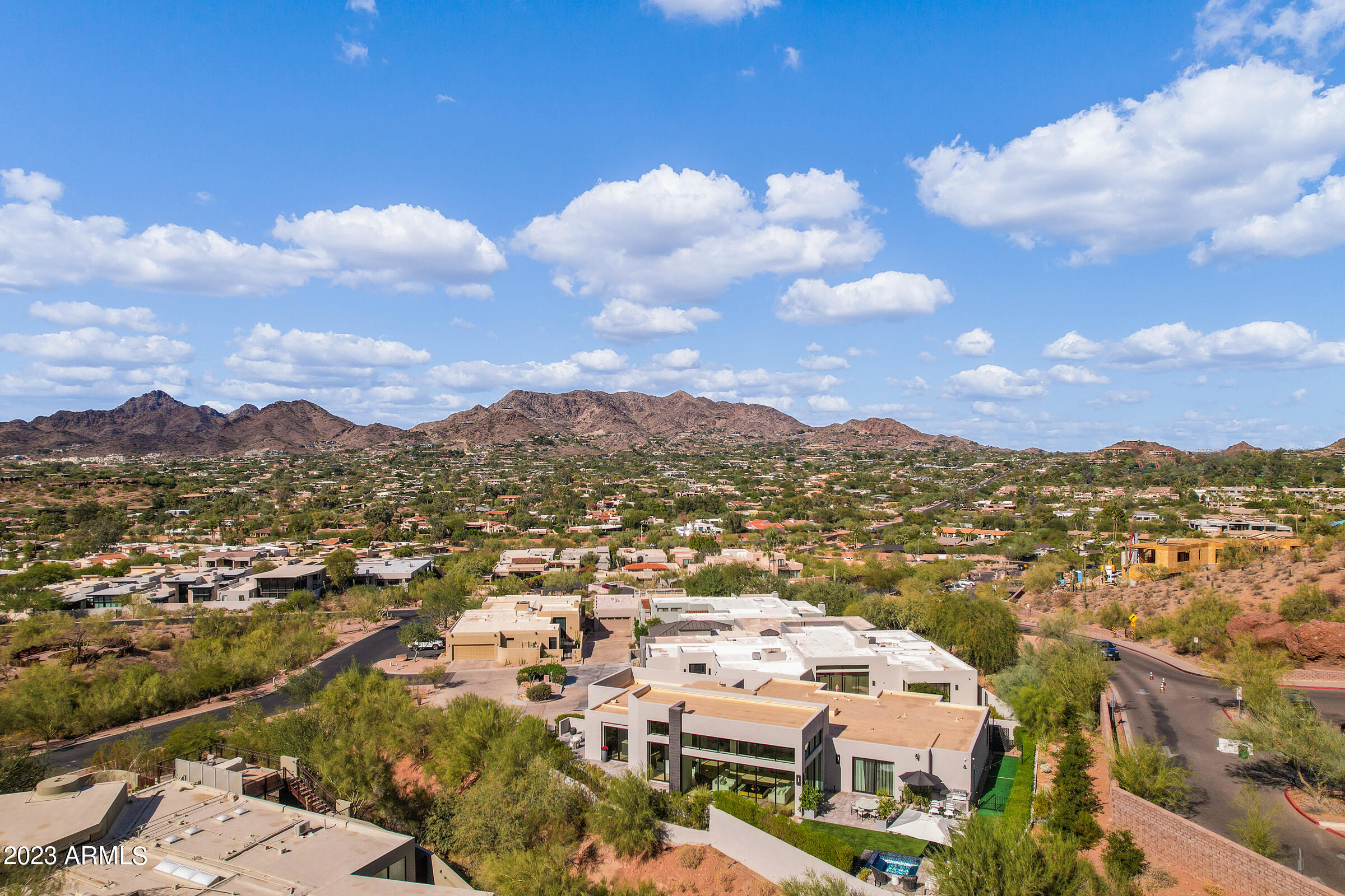 ECHO CANYON - Residential