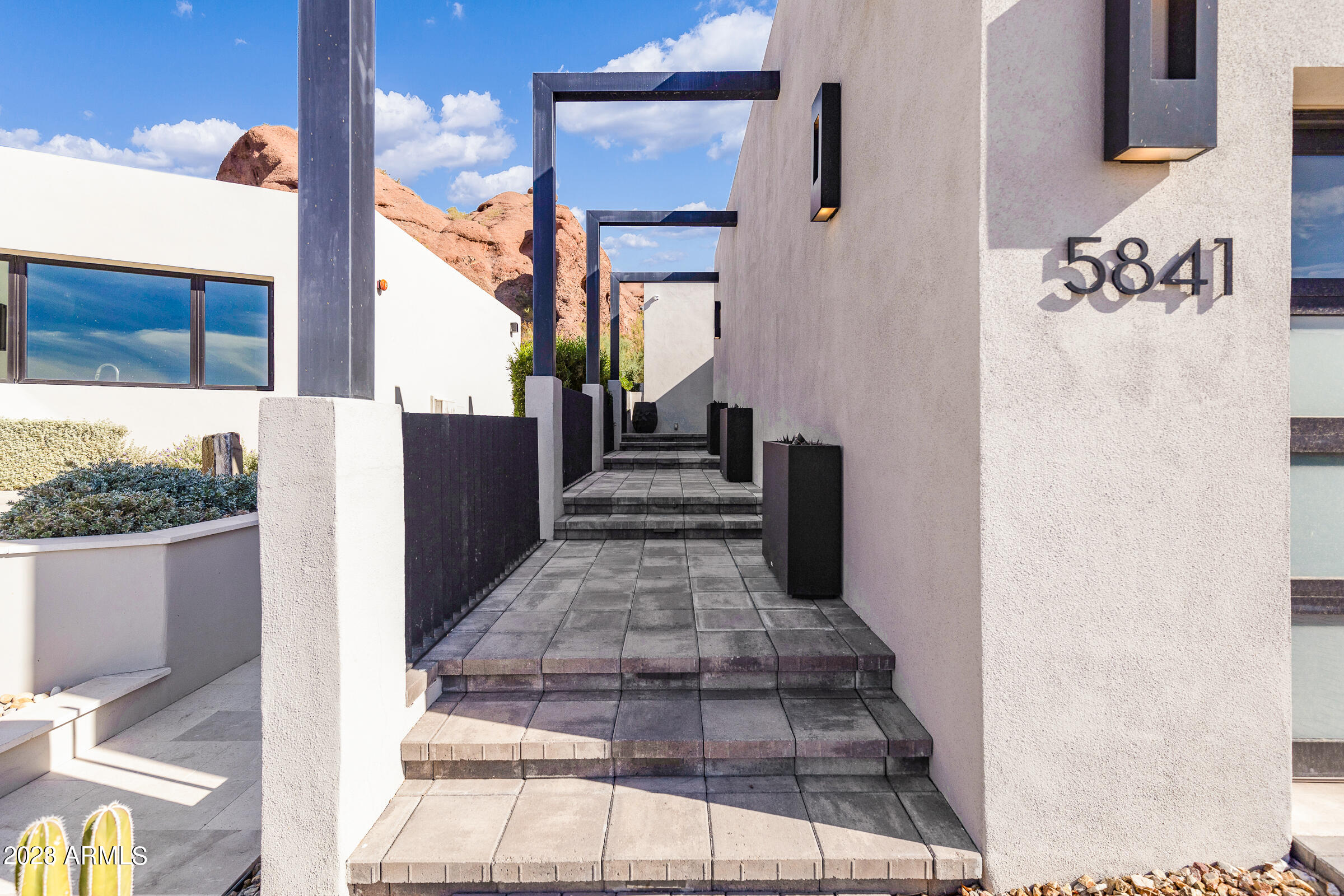 ECHO CANYON - Residential