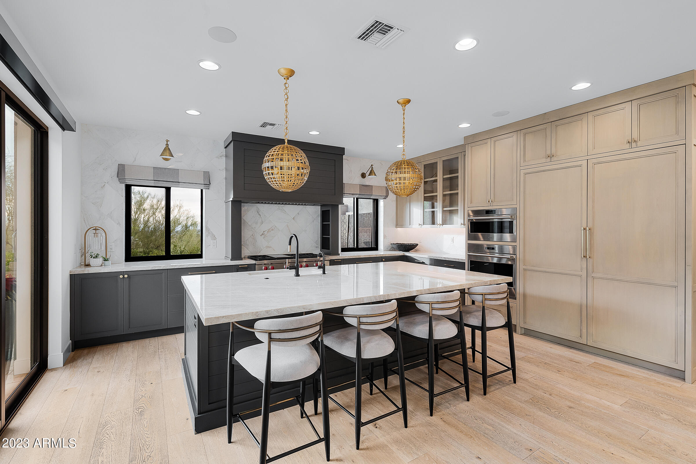 ECHO CANYON - Residential