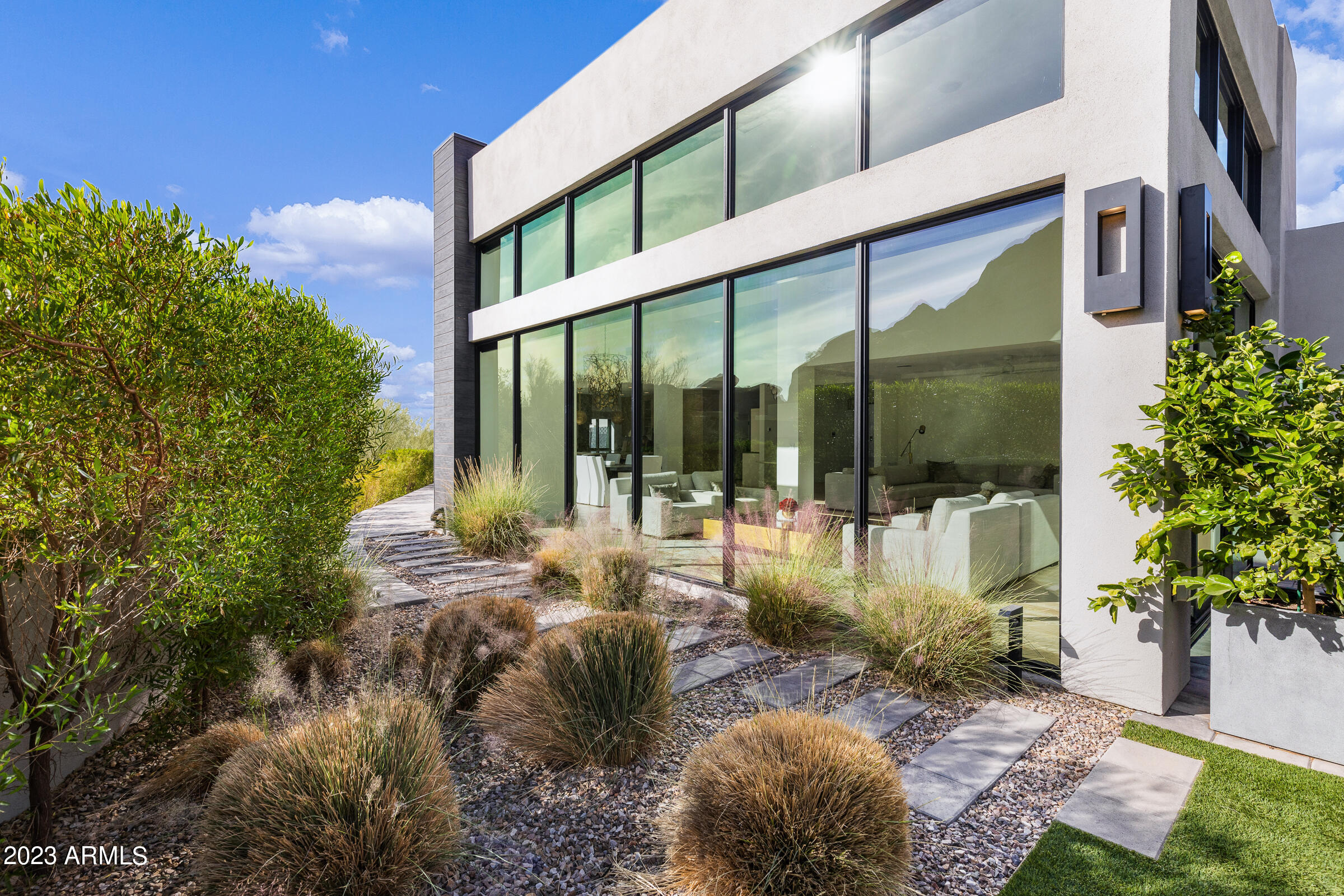 ECHO CANYON - Residential