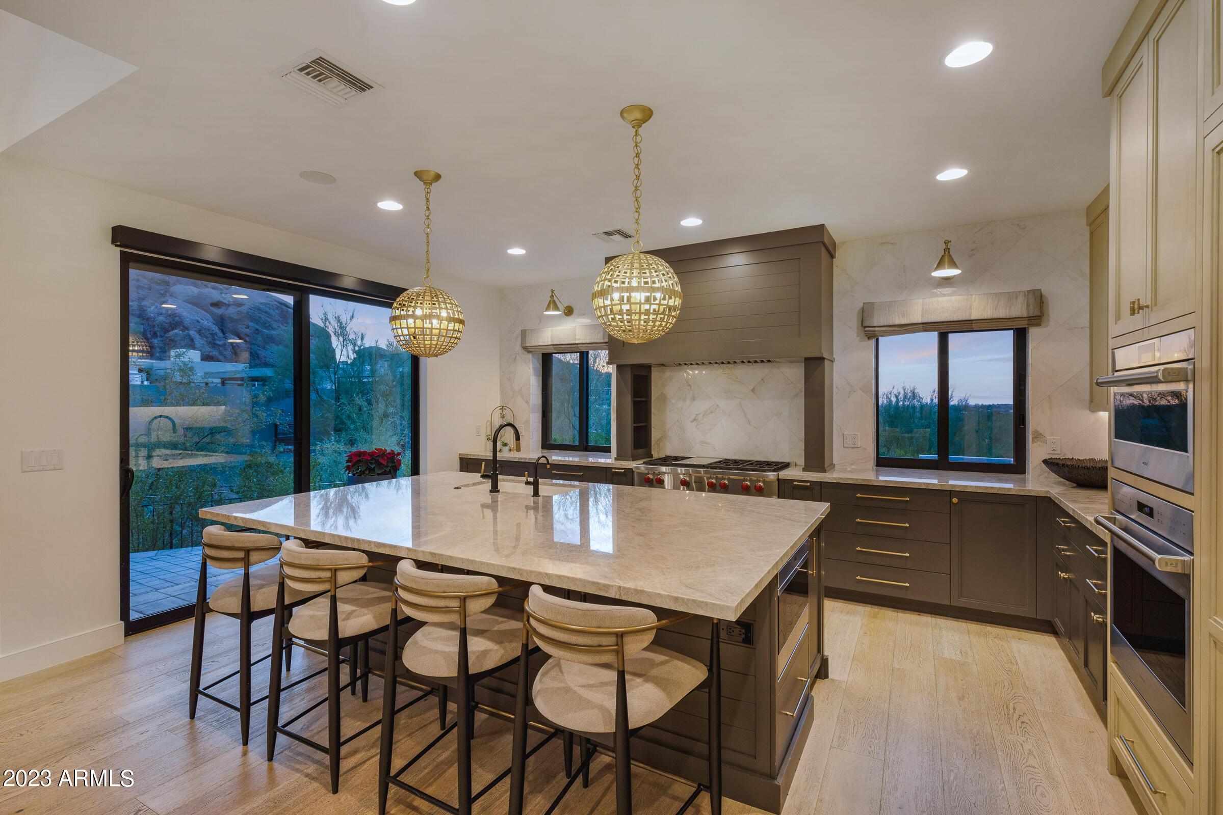 ECHO CANYON - Residential