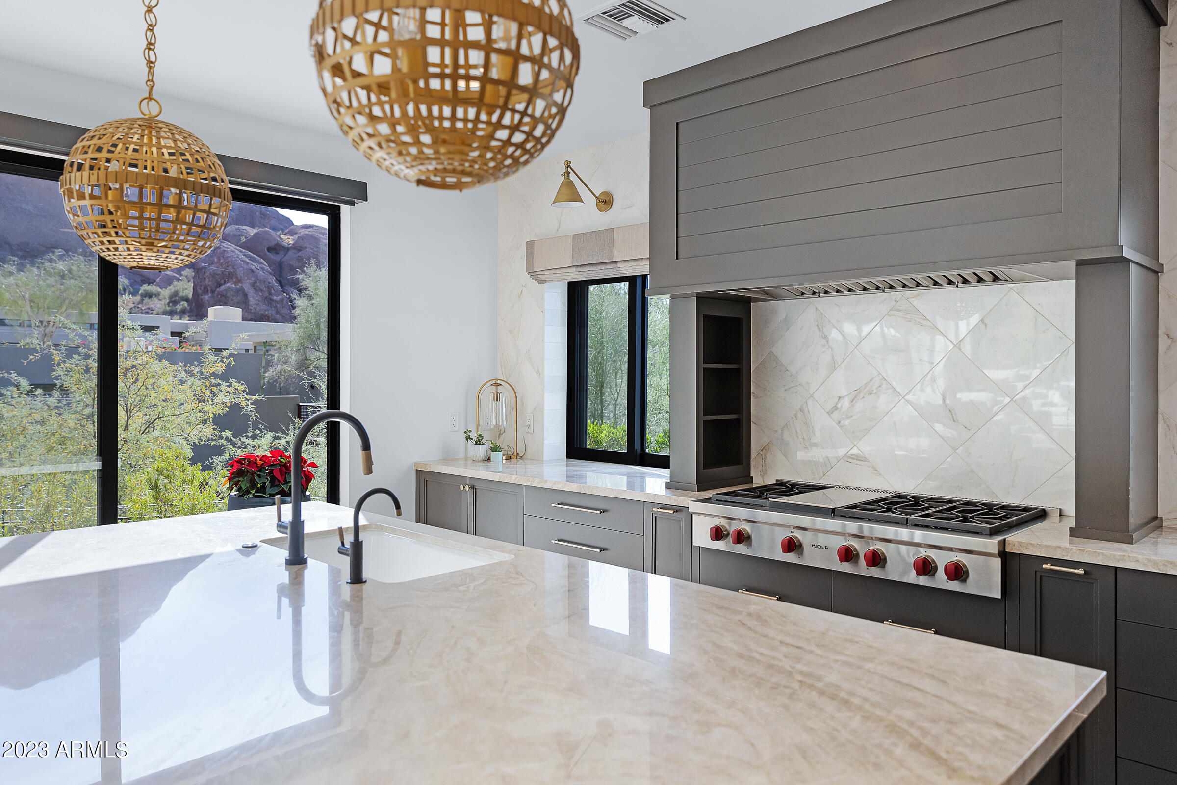 ECHO CANYON - Residential