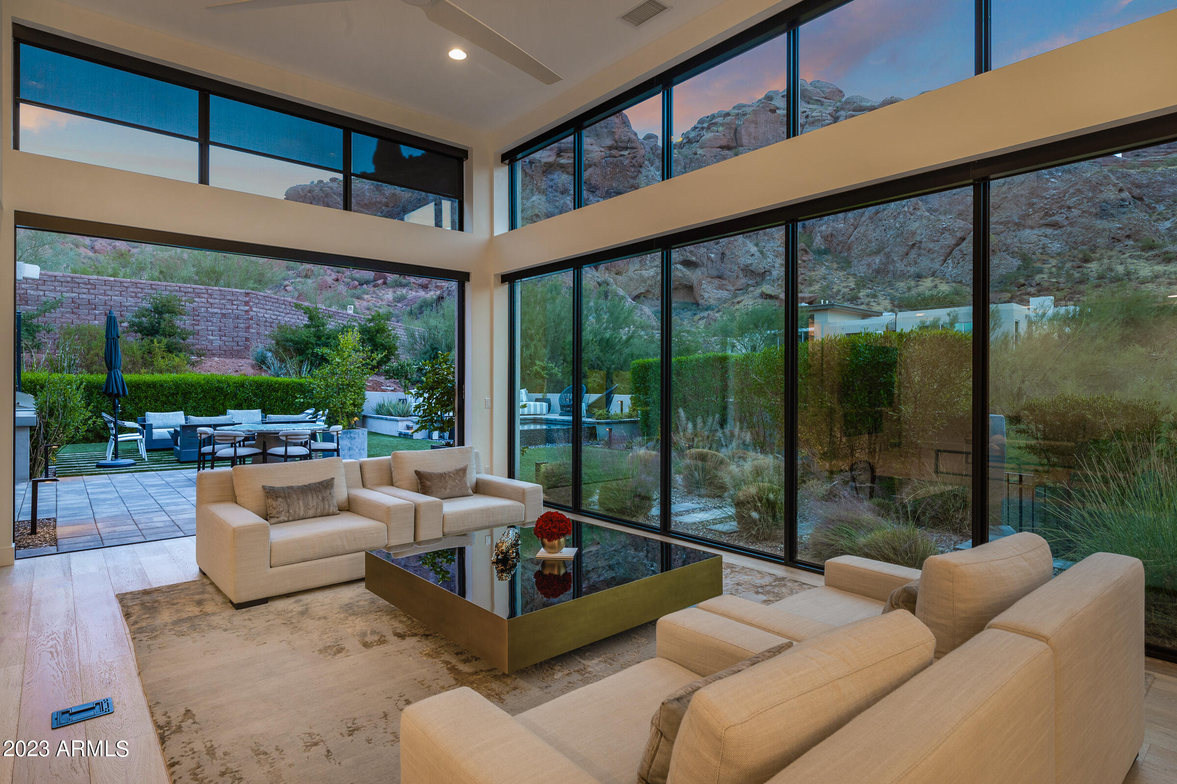 ECHO CANYON - Residential