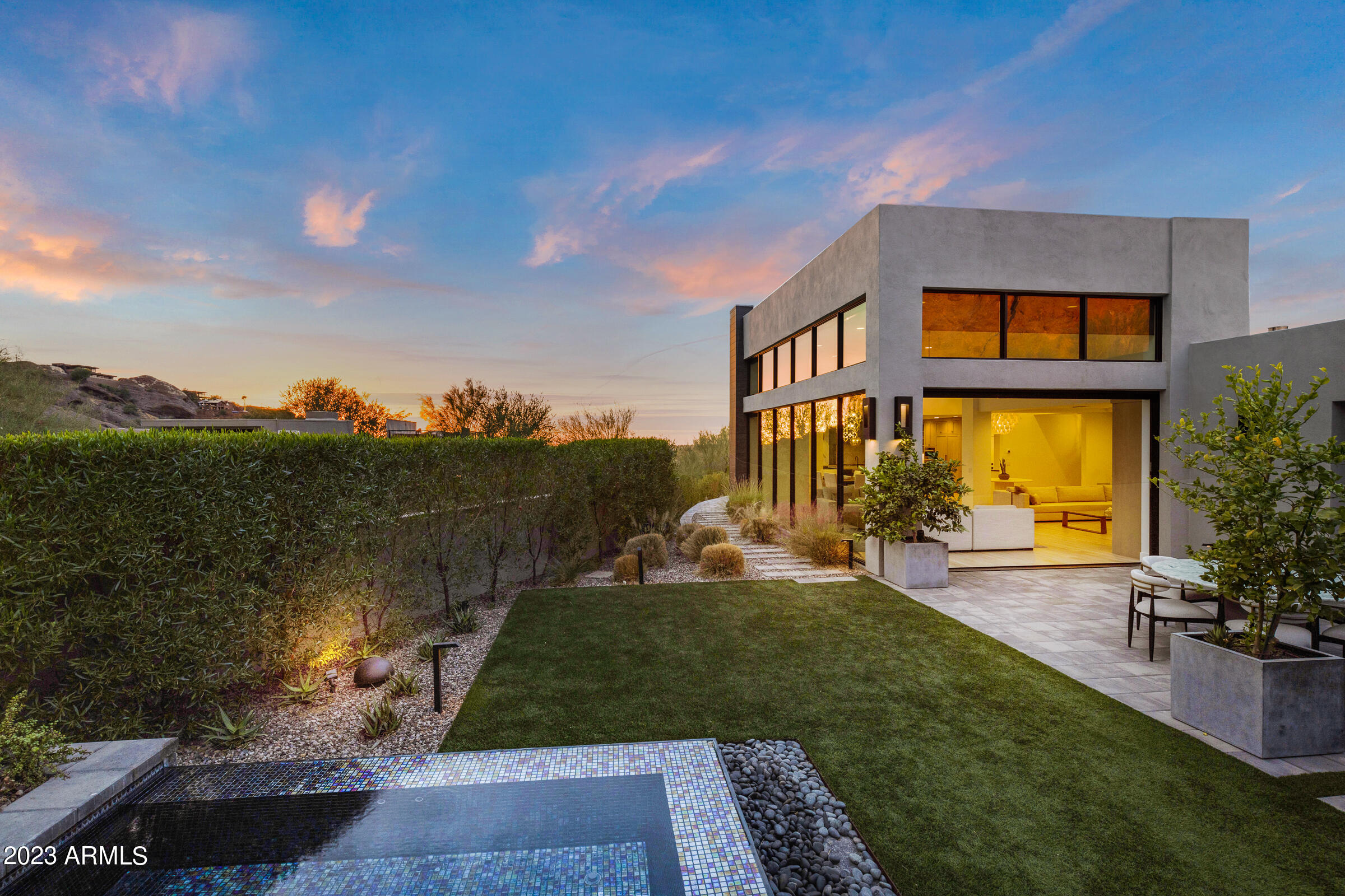 ECHO CANYON - Residential