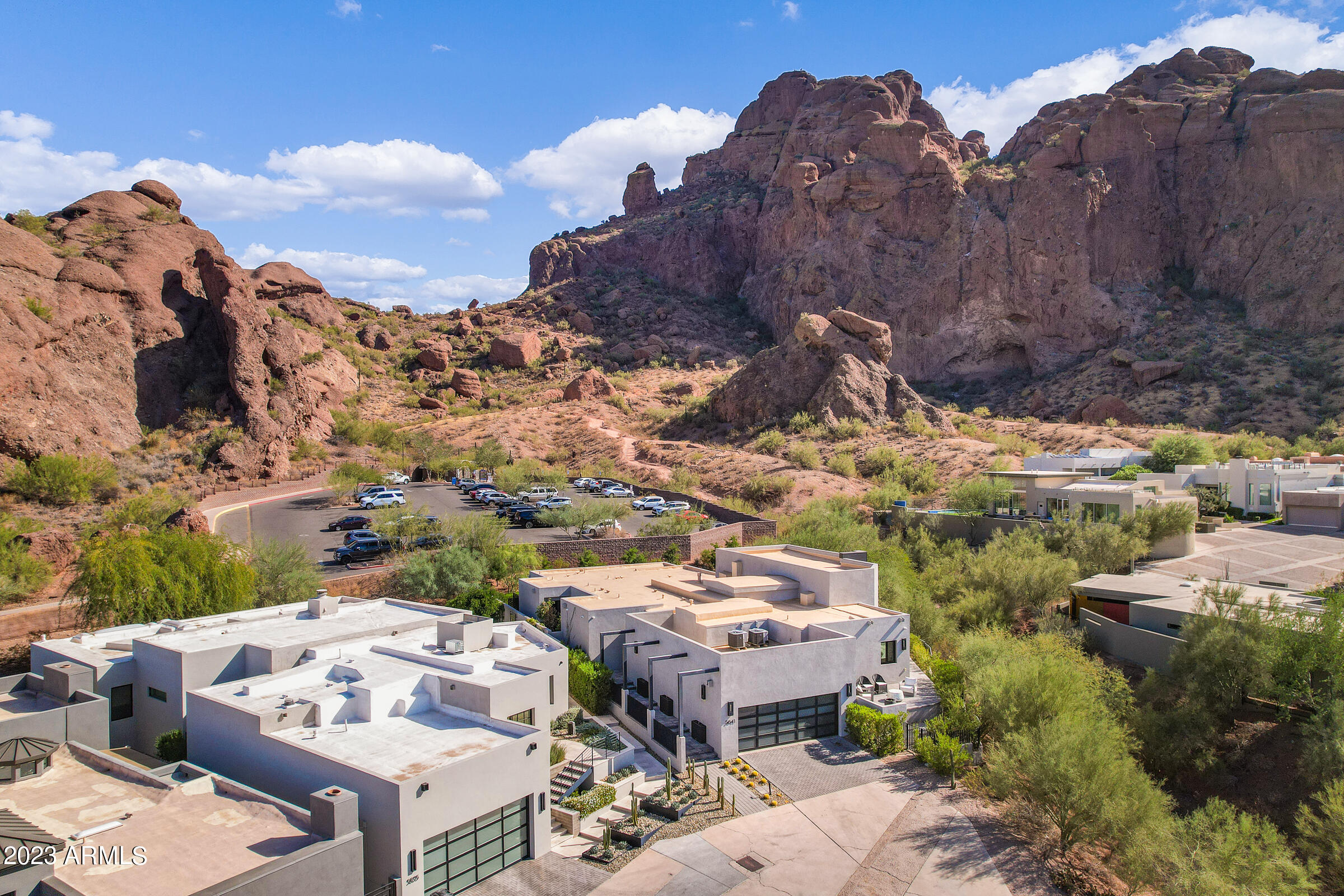 ECHO CANYON - Residential