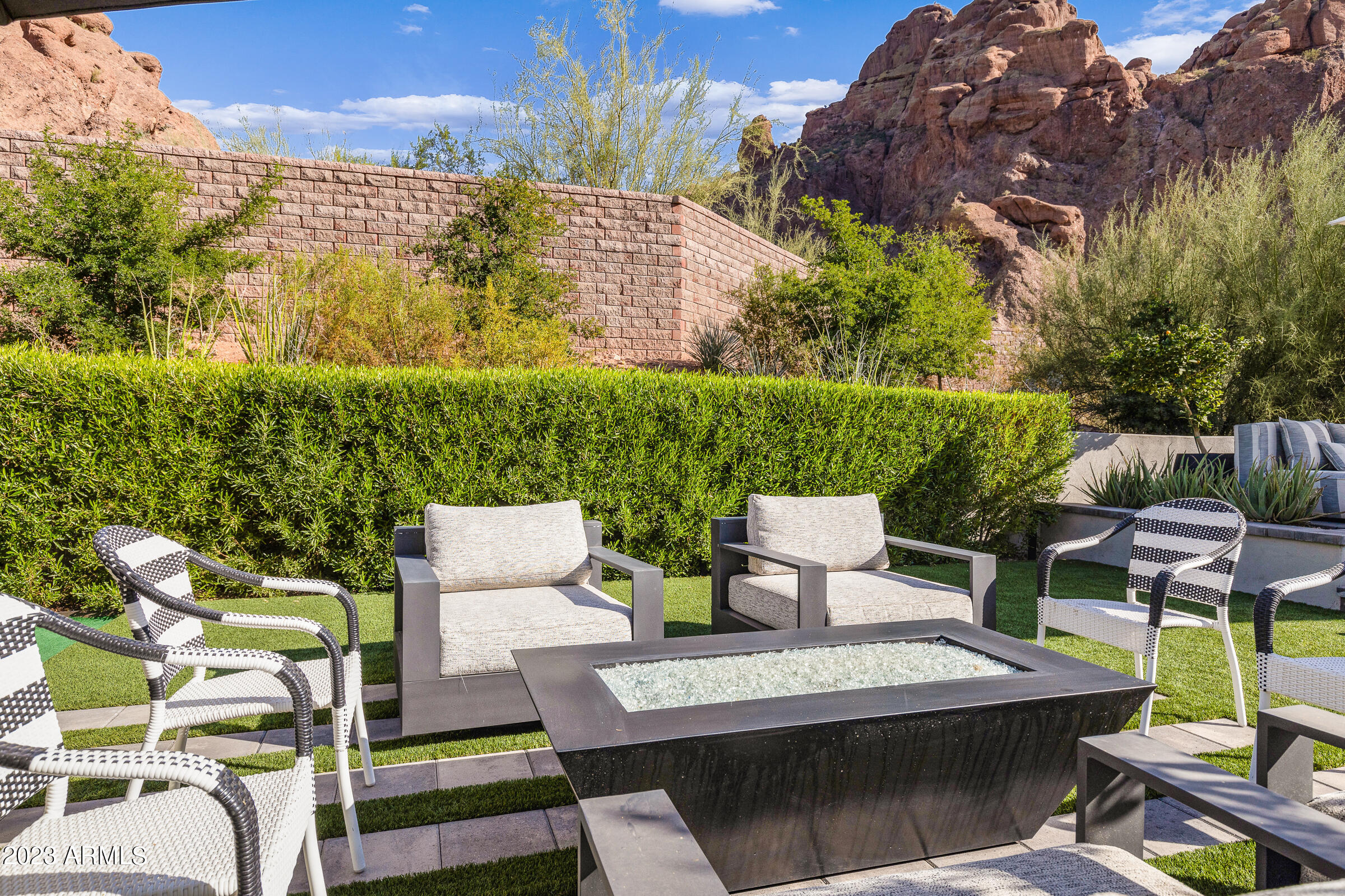 ECHO CANYON - Residential