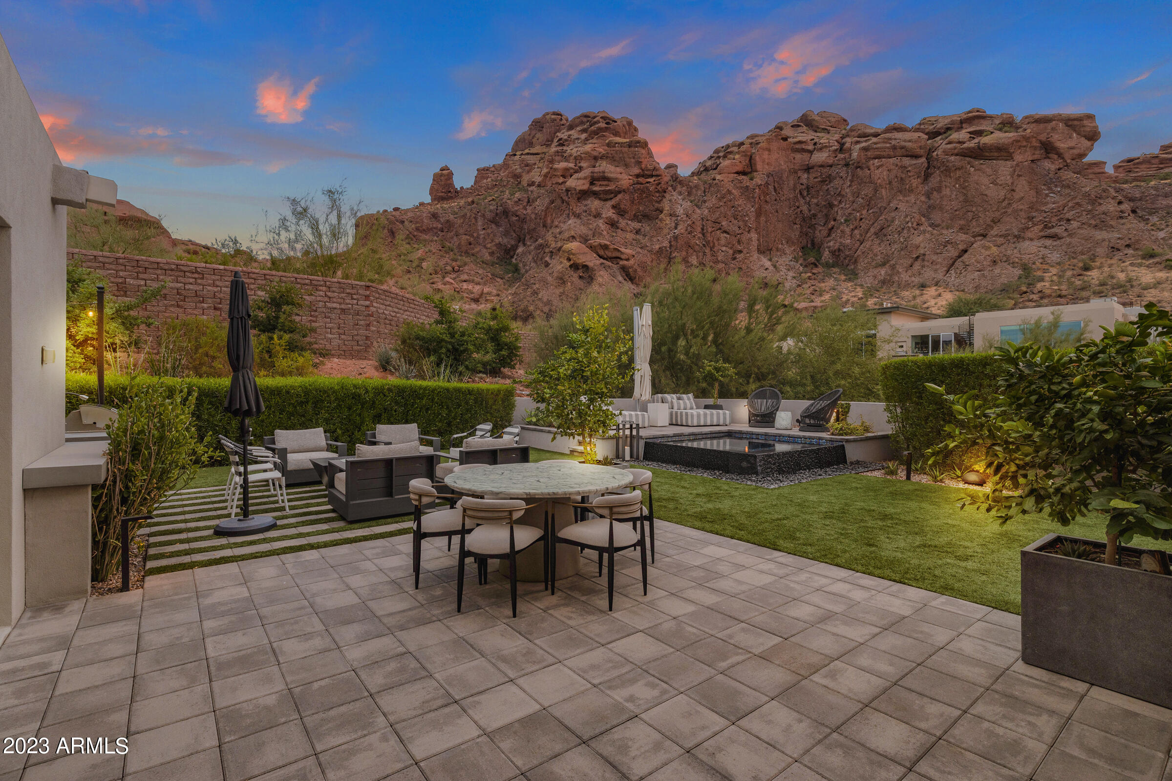 ECHO CANYON - Residential