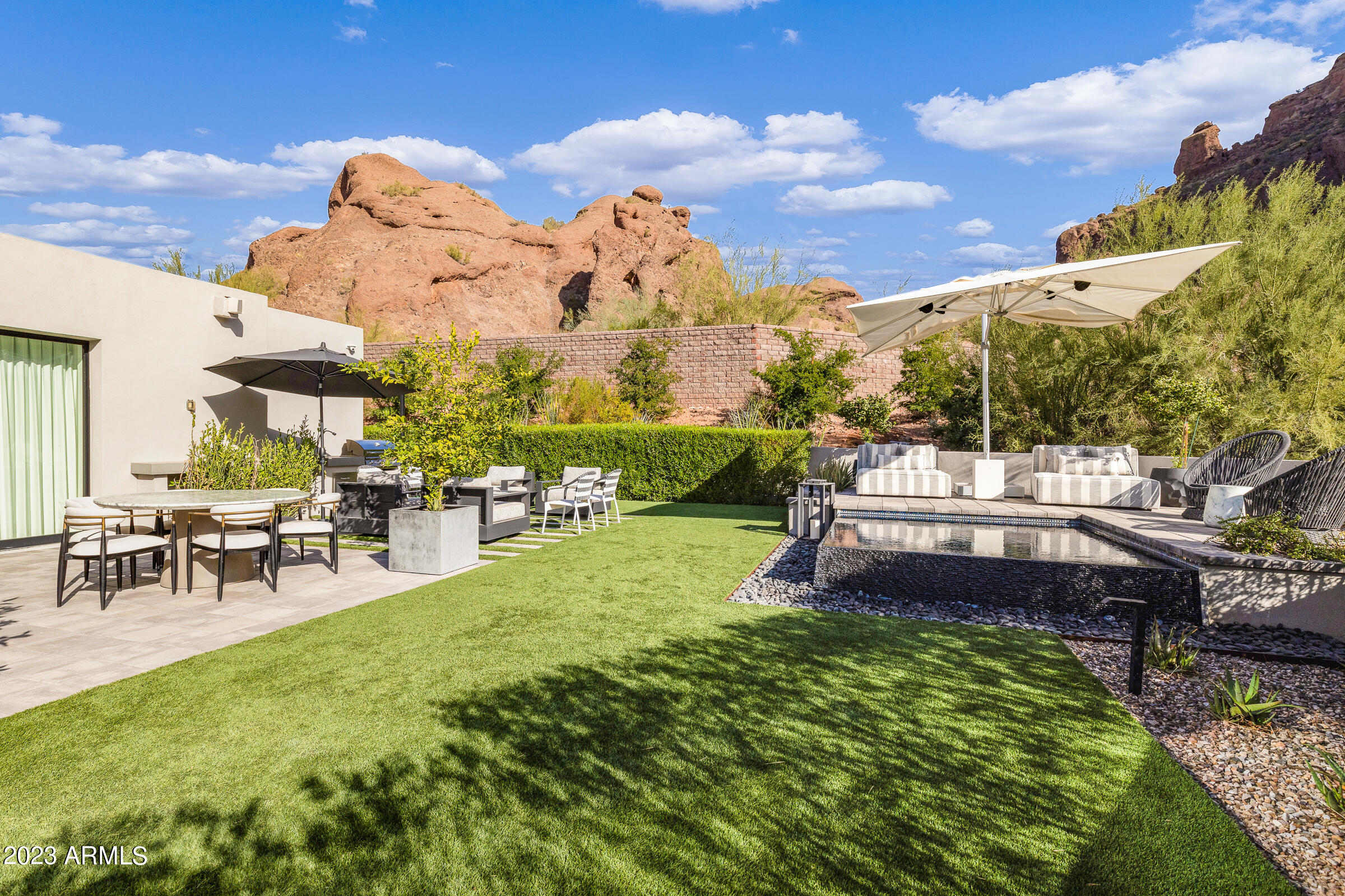 ECHO CANYON - Residential