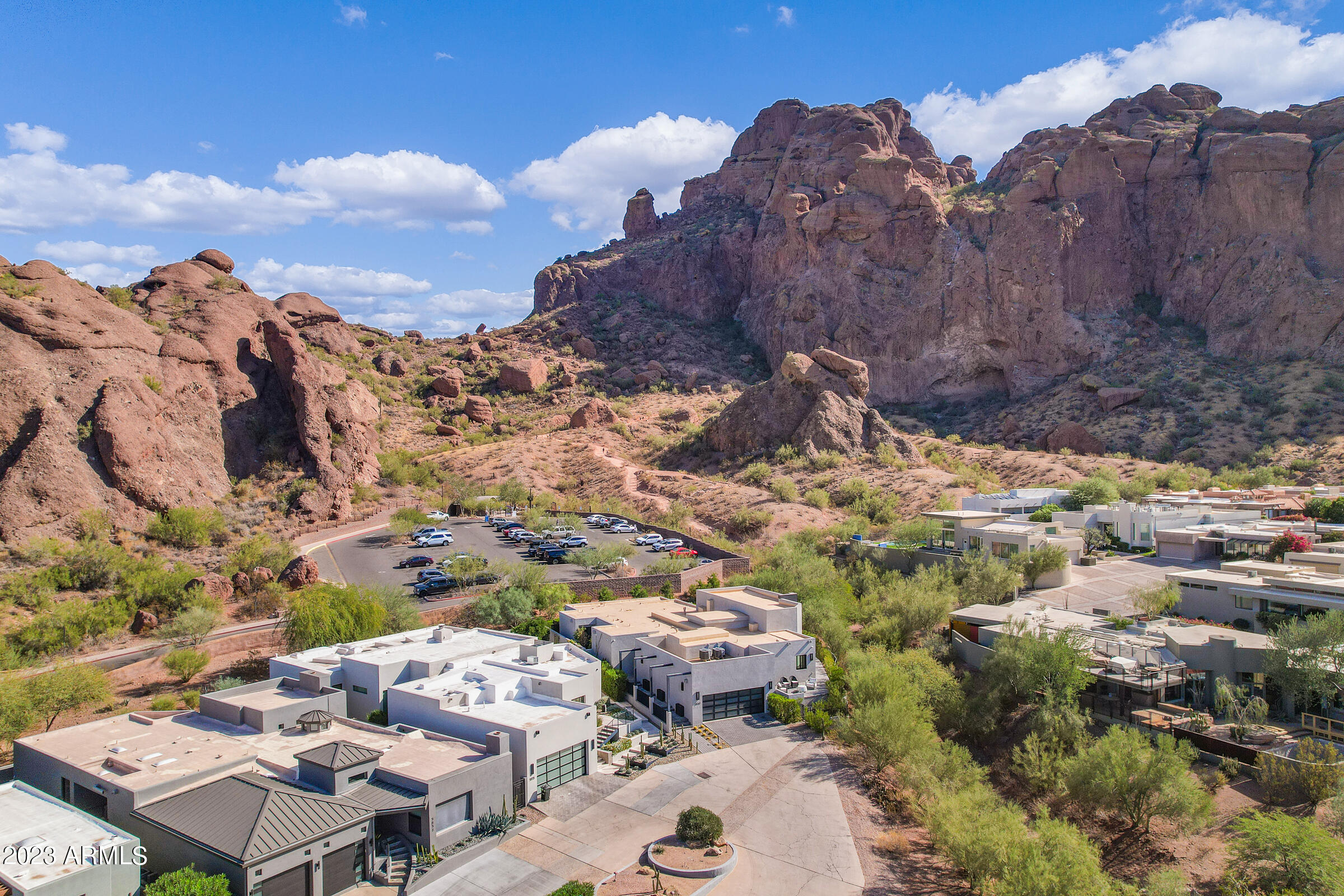 ECHO CANYON - Residential