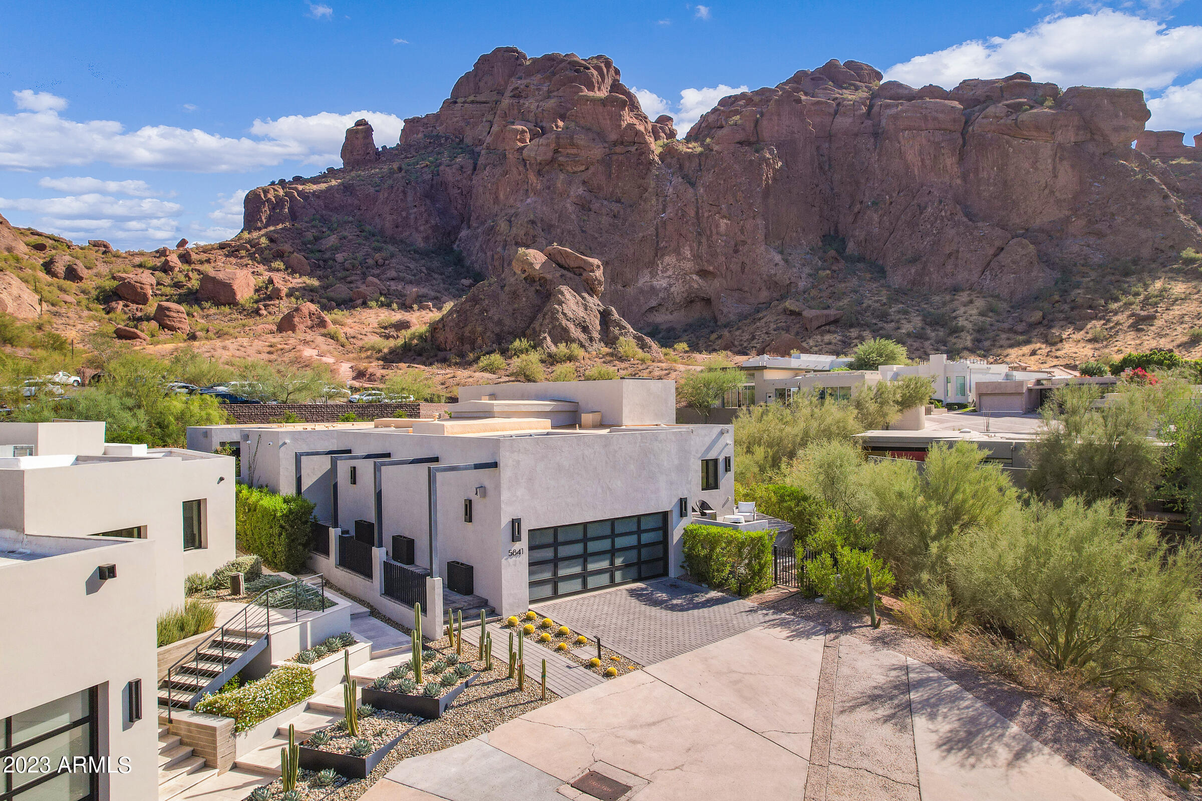 ECHO CANYON - Residential