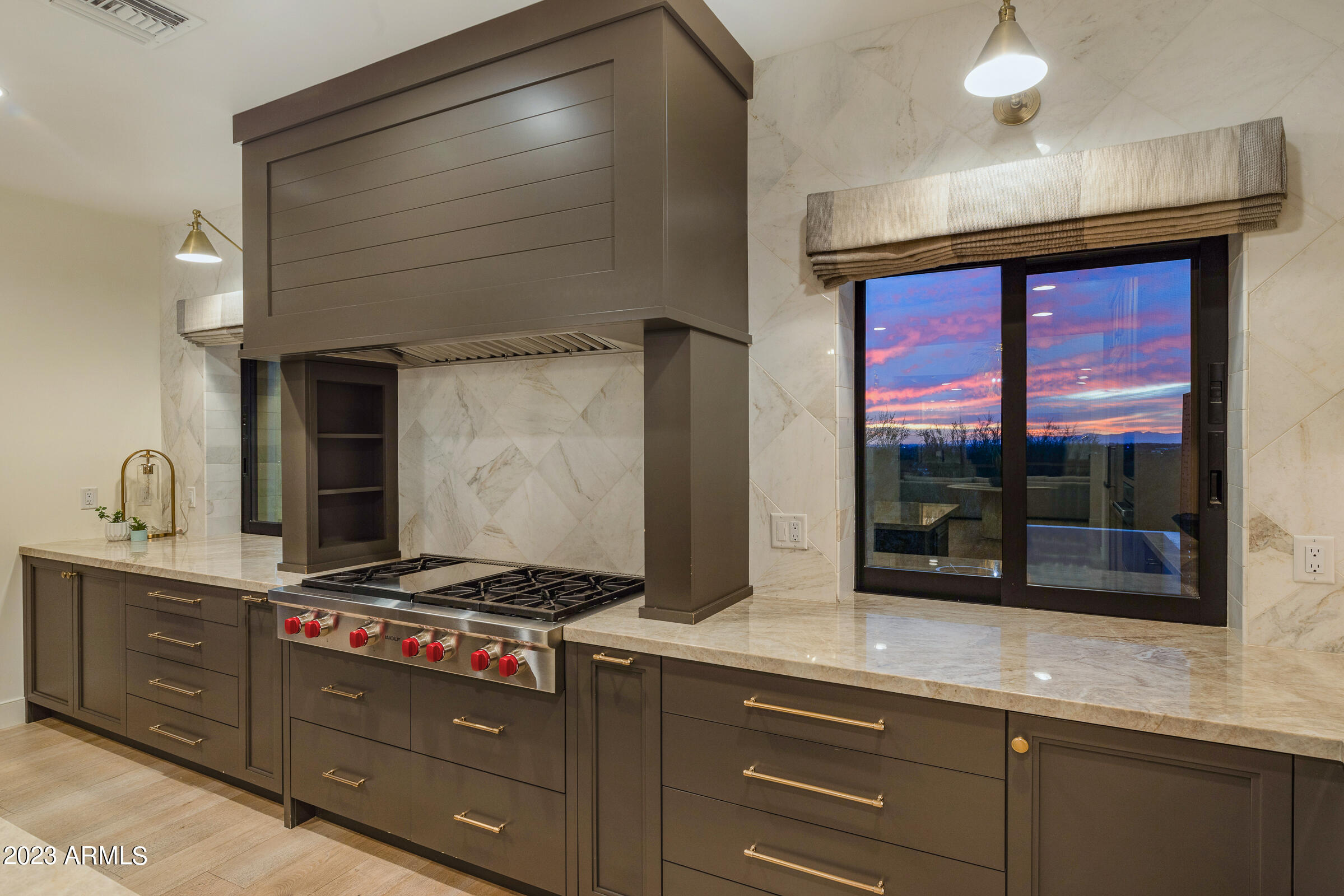 ECHO CANYON - Residential