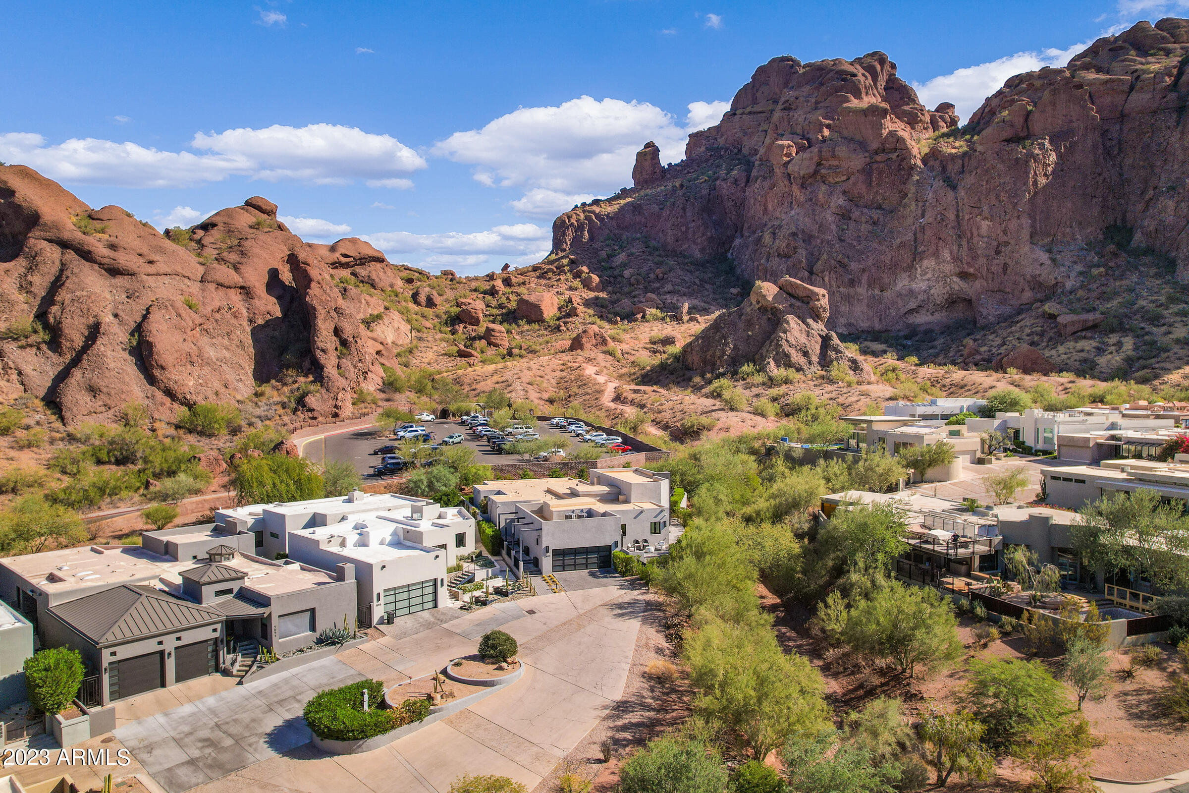 ECHO CANYON - Residential