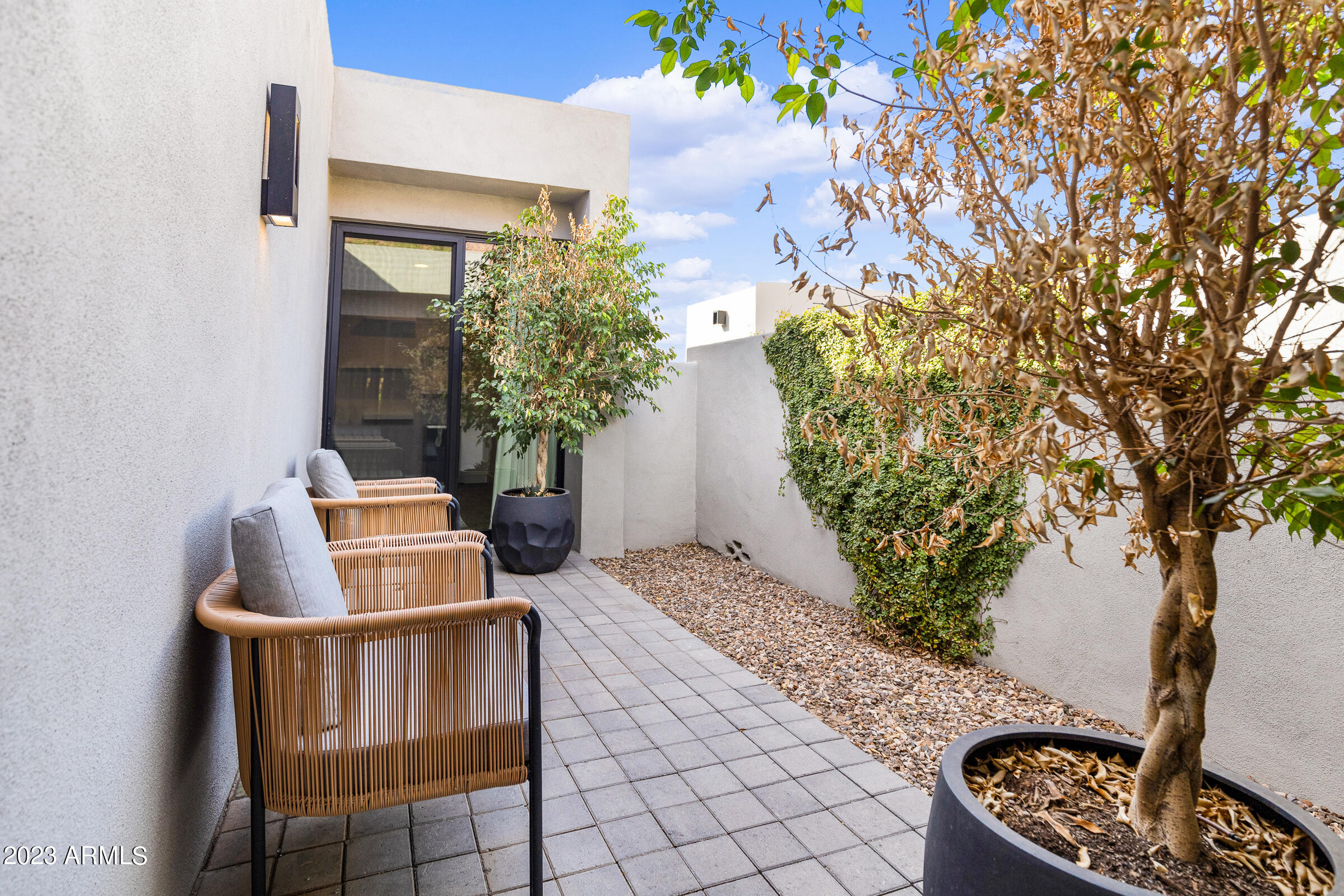 ECHO CANYON - Residential
