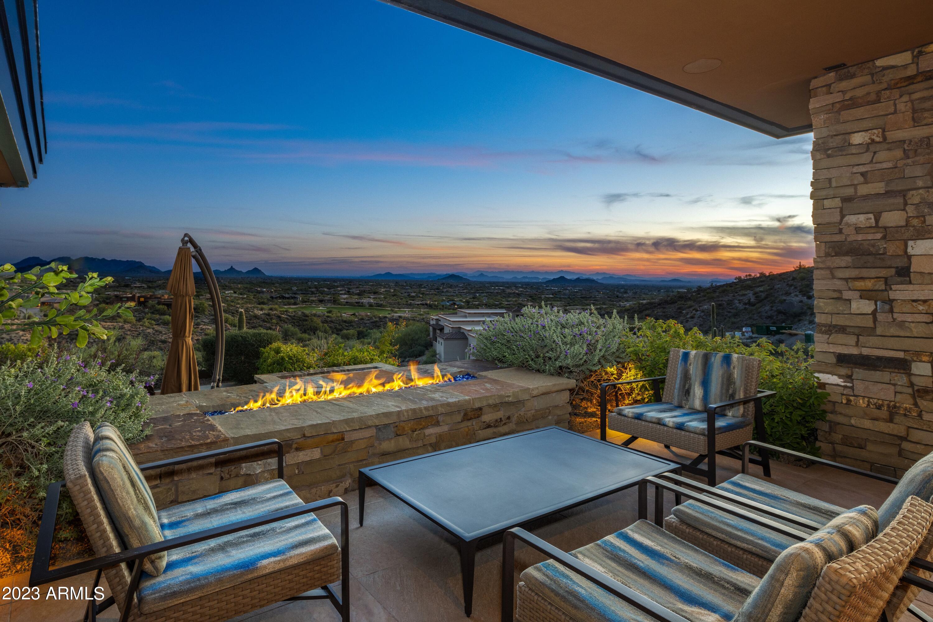 LONE MOUNTAIN-CAREFREE RANCH - Residential