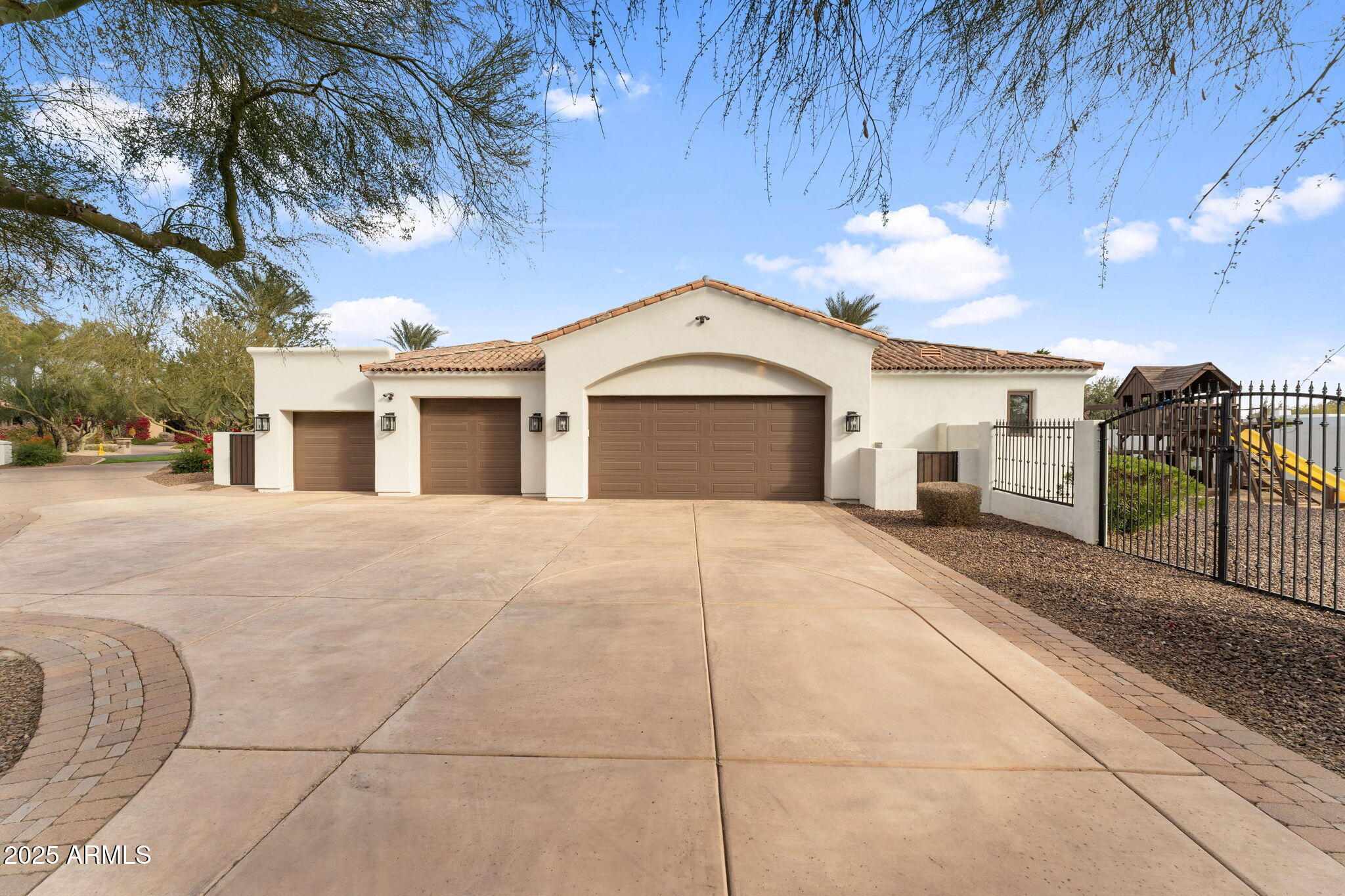 PORTALES DEL SOL - Residential