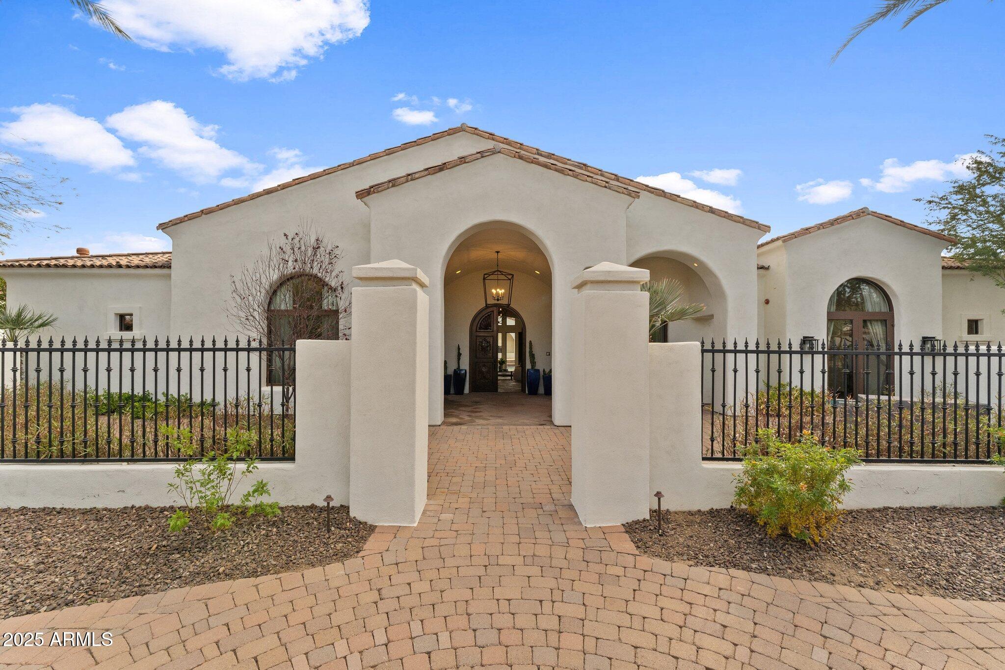 PORTALES DEL SOL - Residential