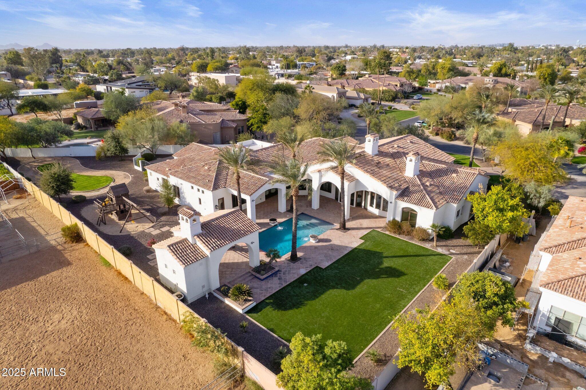 PORTALES DEL SOL - Residential