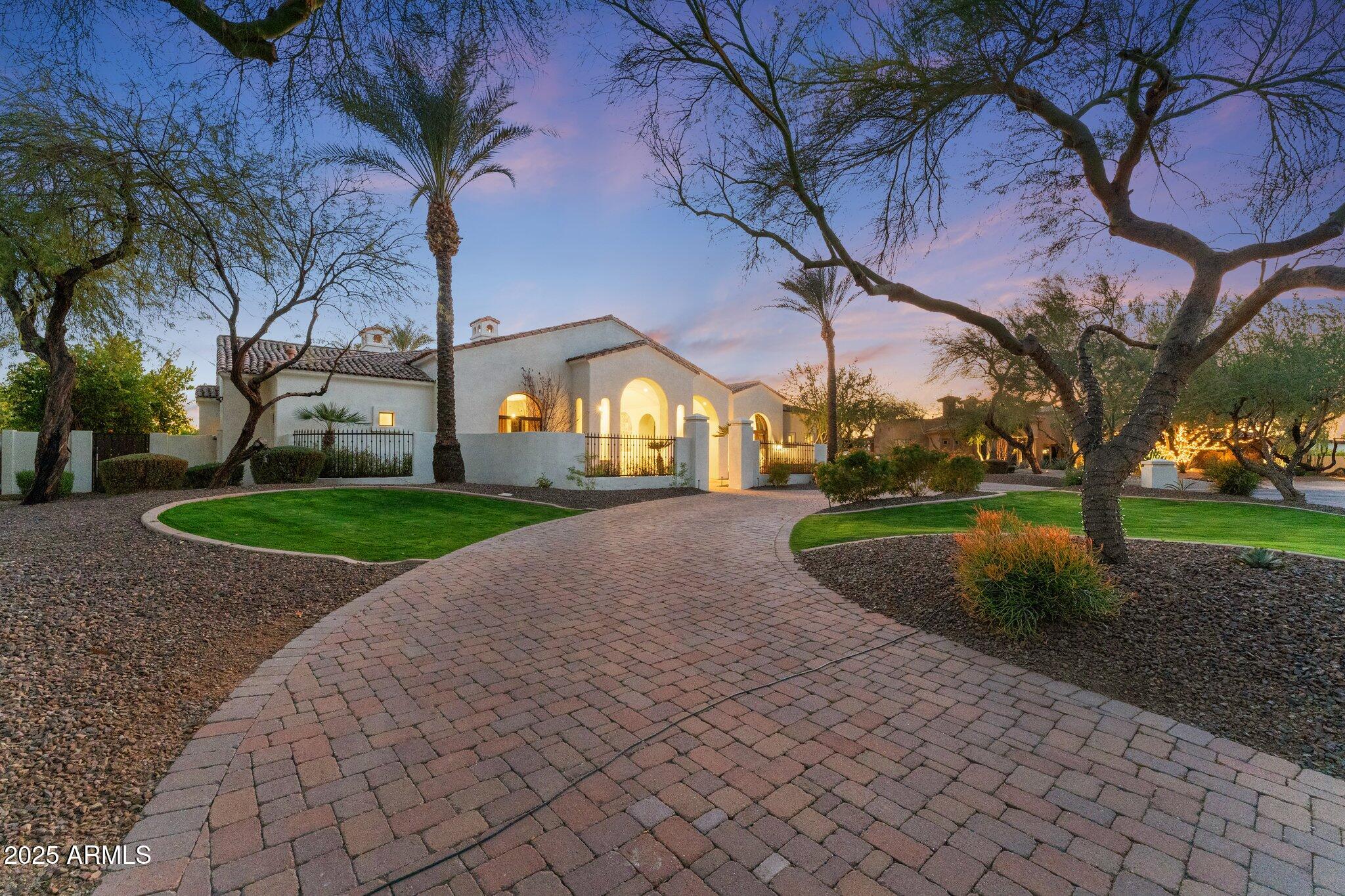 PORTALES DEL SOL - Residential