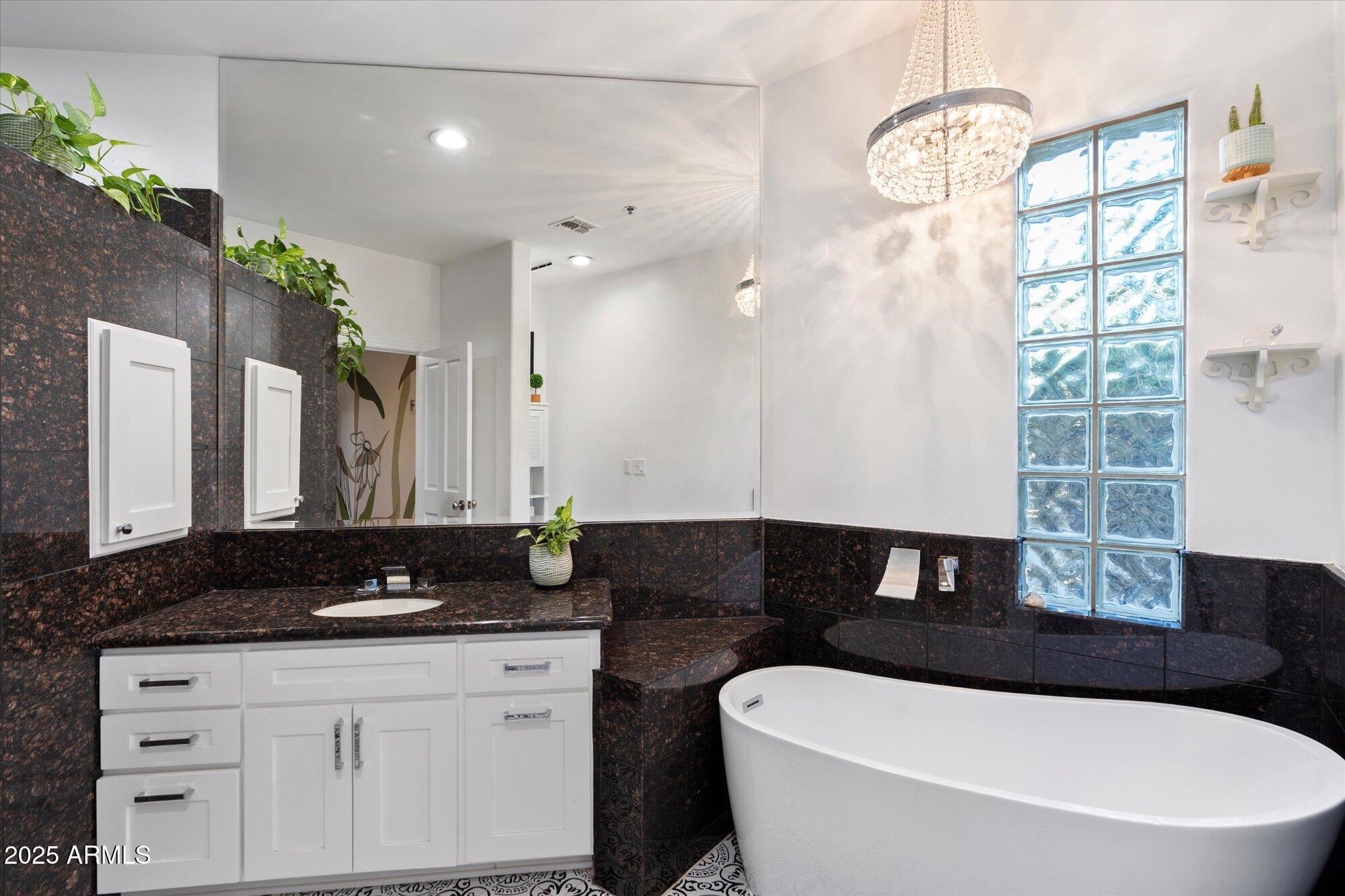 PINNACLE PEAK HEIGHTS UNIT 3 - Residential